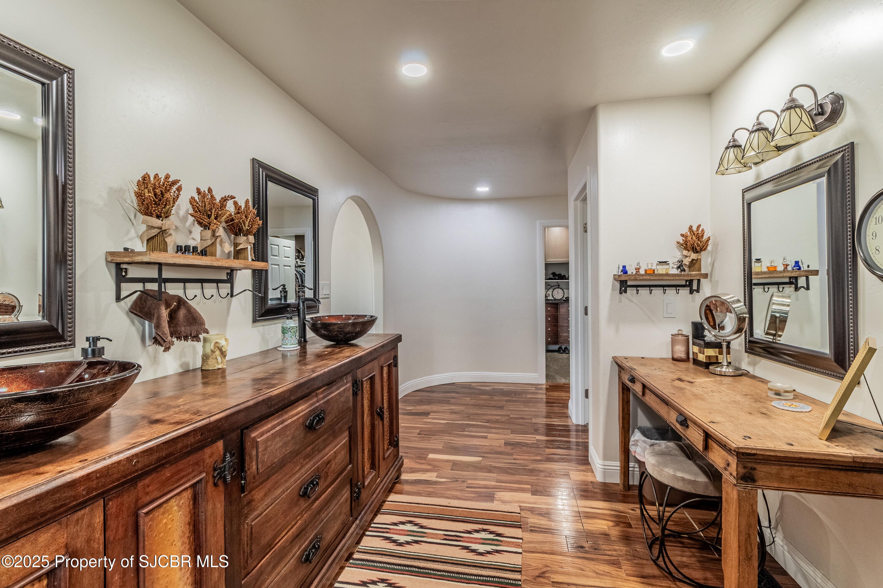 Aztec, New Mexico, 87410, United States, 3 Bedrooms Bedrooms, ,4 BathroomsBathrooms,Residential,Active,1953412