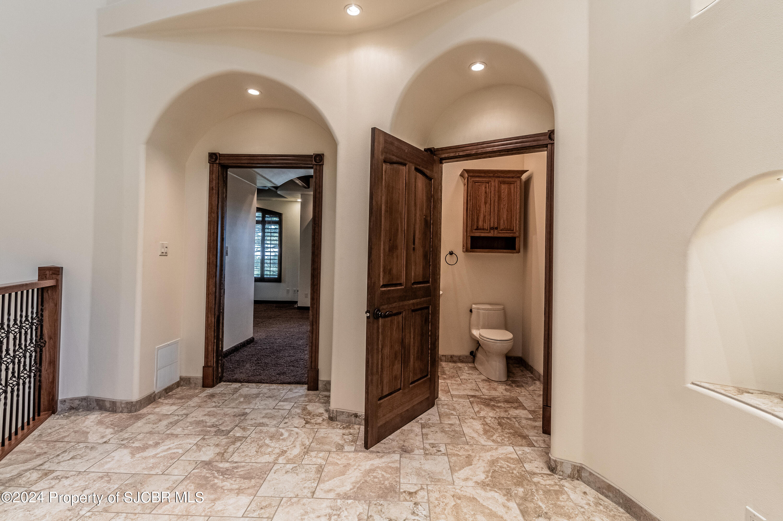 Farmington, New Mexico, 87401, United States, 4 Bedrooms Bedrooms, ,5 BathroomsBathrooms,Residential,Active,1959553