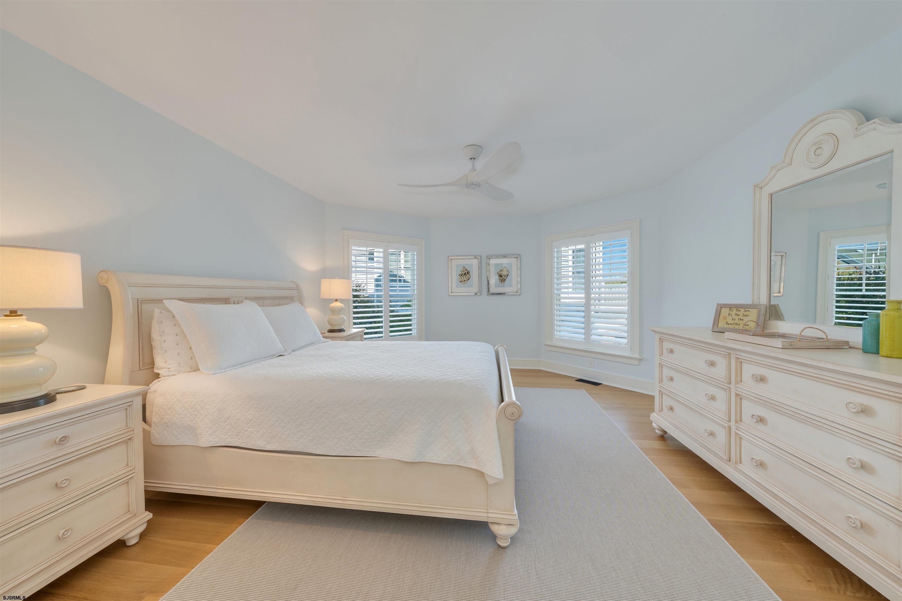 Cape May, New Jersey, 08204, United States, 5 Bedrooms Bedrooms, ,5 BathroomsBathrooms,Residential,Active,1993648