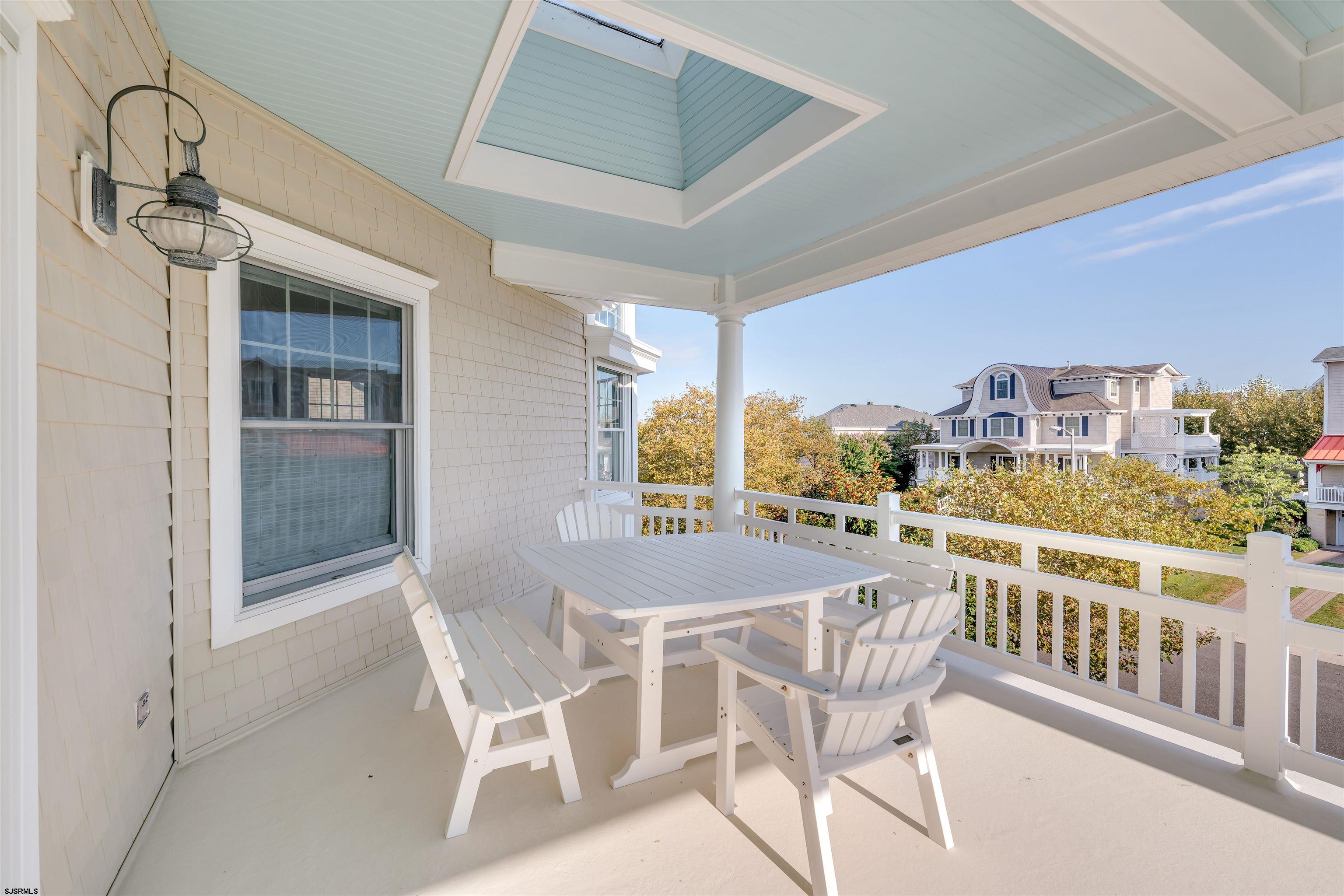 Cape May, New Jersey, 08204, United States, 5 Bedrooms Bedrooms, ,5 BathroomsBathrooms,Residential,Active,1993648