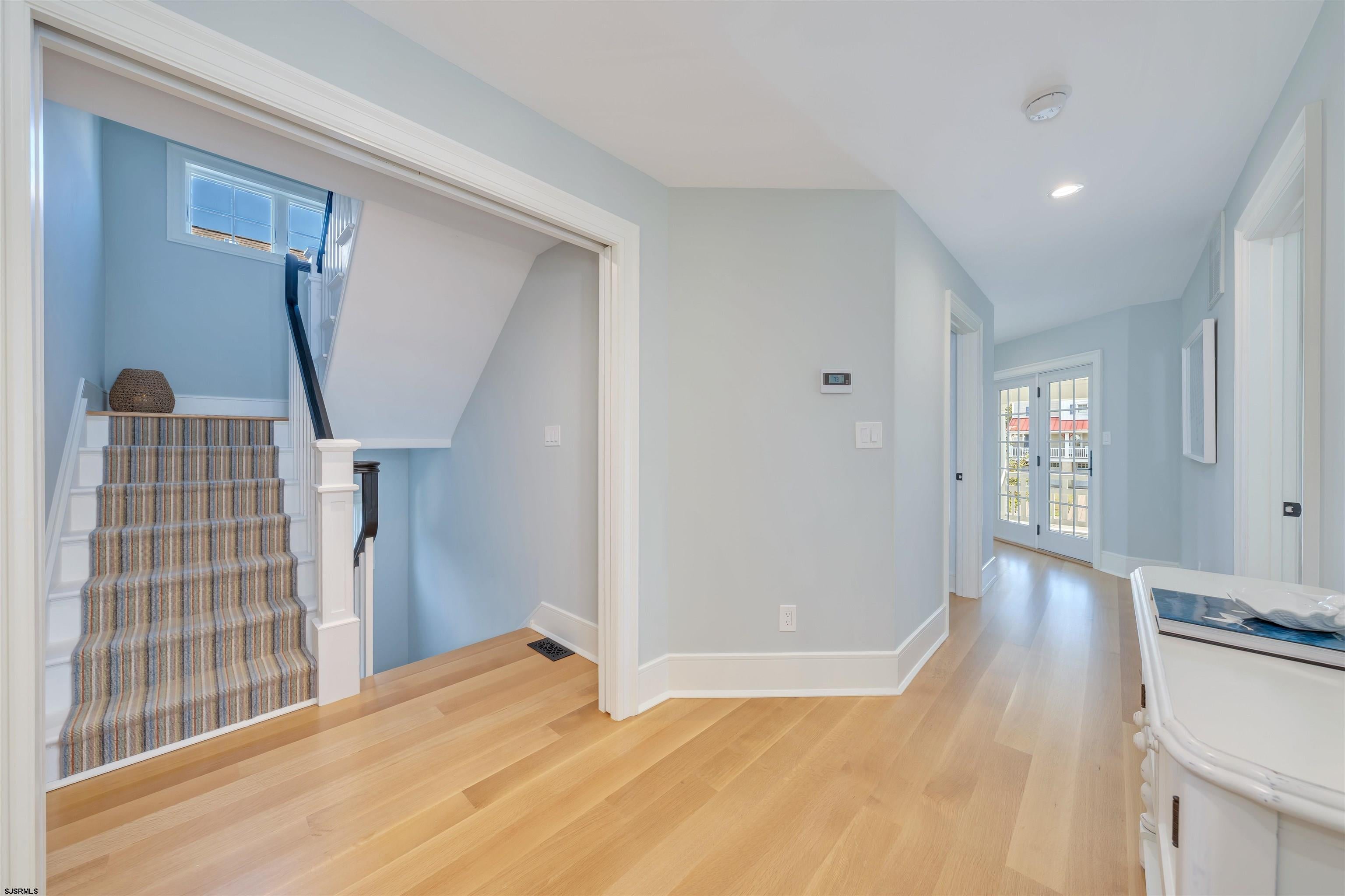 Cape May, New Jersey, 08204, United States, 5 Bedrooms Bedrooms, ,5 BathroomsBathrooms,Residential,Active,1993648