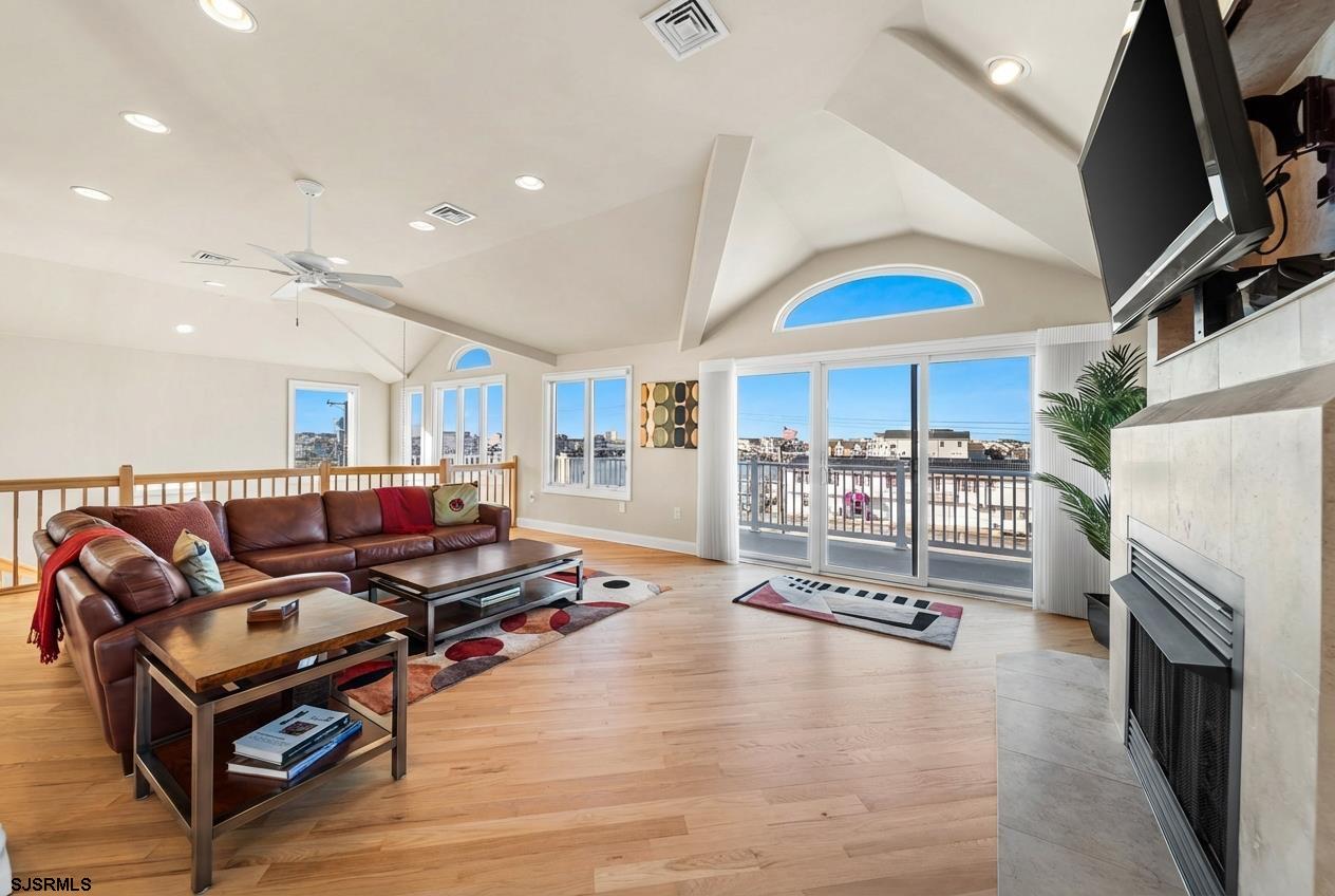 Brigantine, New Jersey, 08203, United States, 4 Bedrooms Bedrooms, ,4 BathroomsBathrooms,Residential,Active,2011205