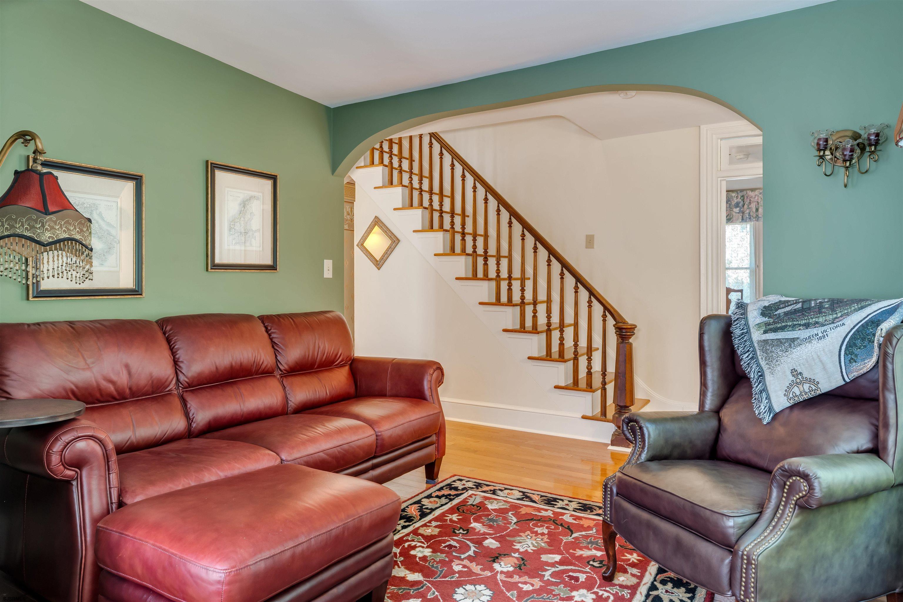 Cape May, New Jersey, 08204, United States, 4 Bedrooms Bedrooms, ,4 BathroomsBathrooms,Residential,Active,1993642