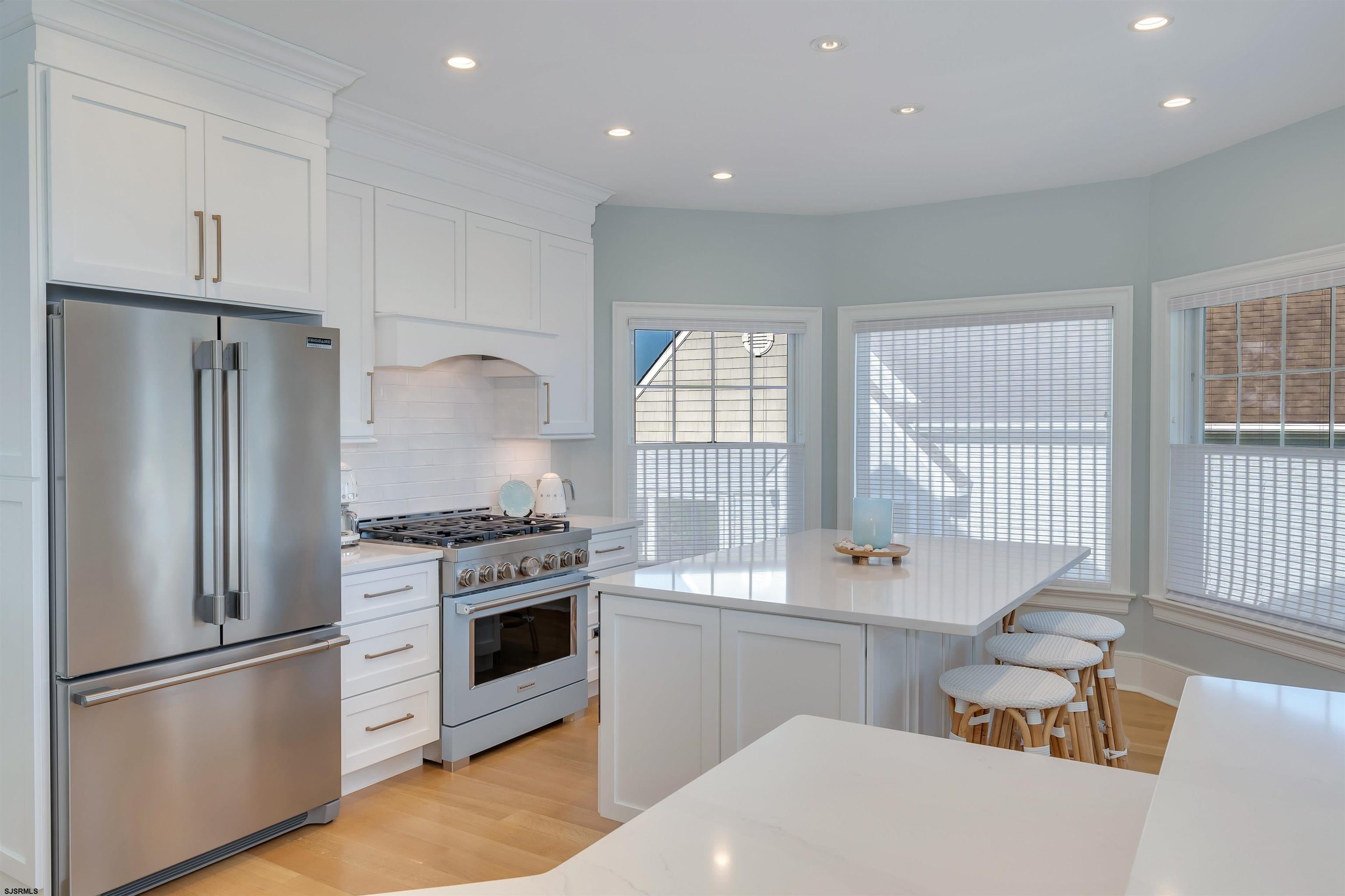 Cape May, New Jersey, 08204, United States, 5 Bedrooms Bedrooms, ,5 BathroomsBathrooms,Residential,Active,1993648