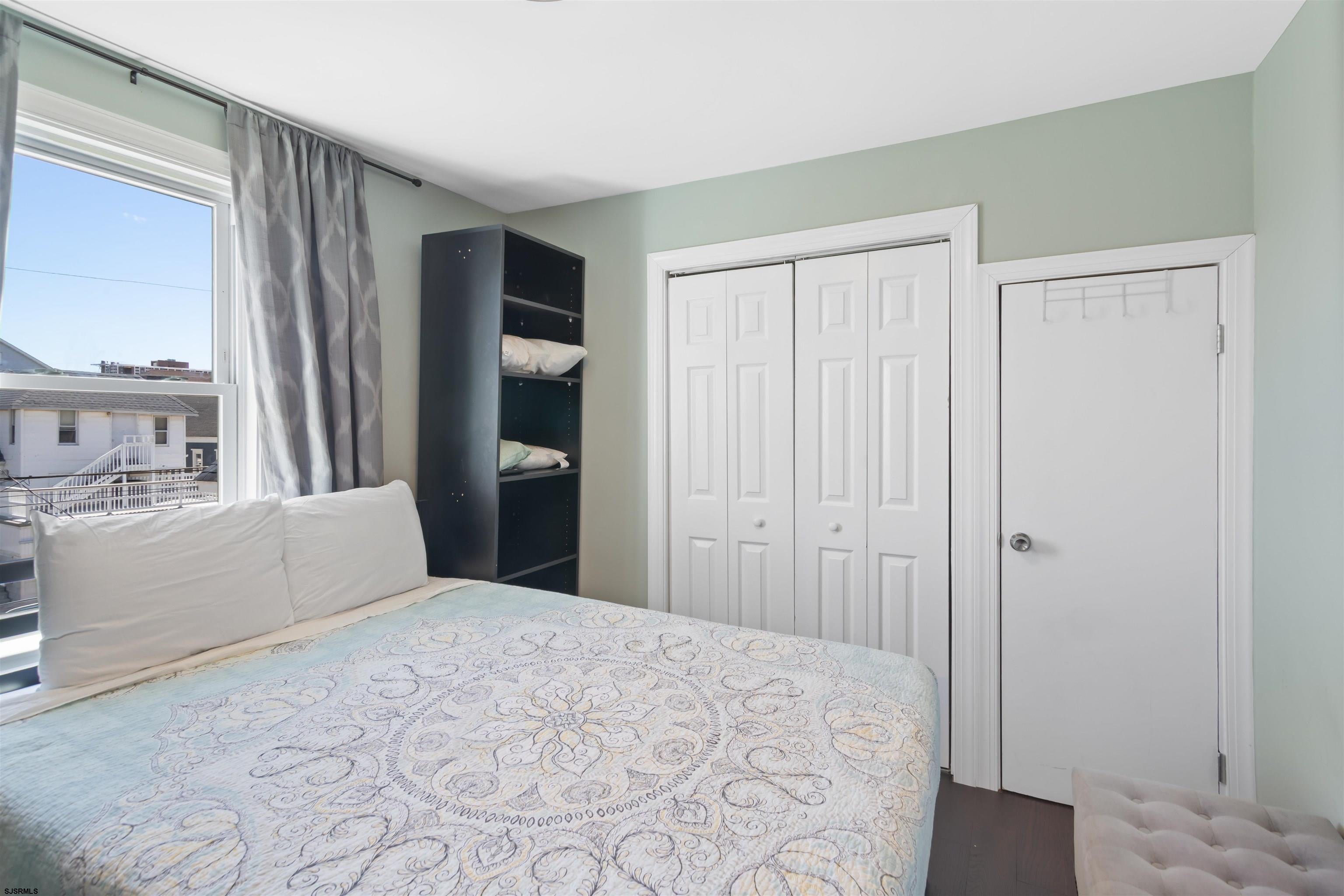 Ventnor, New Jersey, 08406, United States, 6 Bedrooms Bedrooms, ,3 BathroomsBathrooms,Residential,Active,1892602