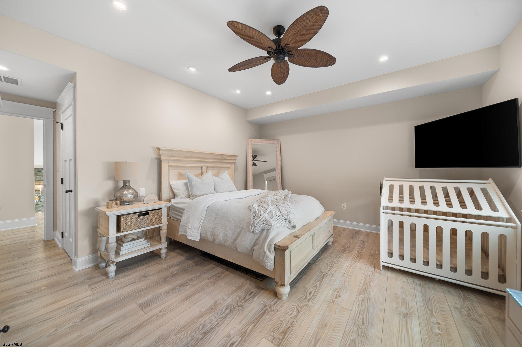 Brigantine, New Jersey, 08203, United States, 6 Bedrooms Bedrooms, ,8 BathroomsBathrooms,Residential,Active,1914806