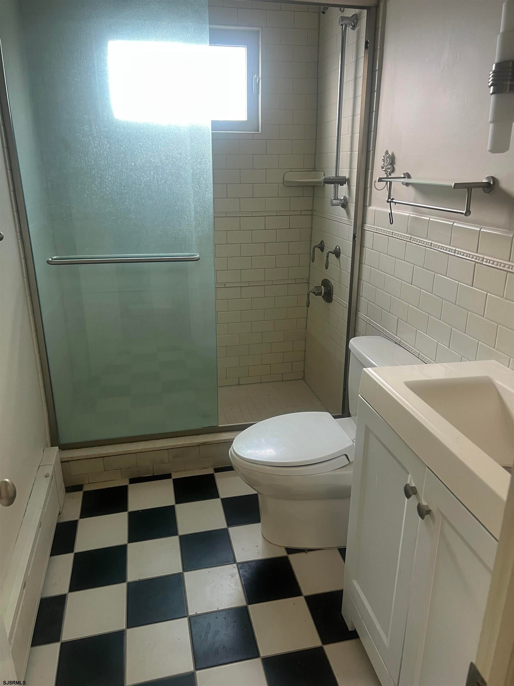 Ventnor, New Jersey, 08406, United States, 2 Bedrooms Bedrooms, ,2 BathroomsBathrooms,Residential,Active,1927671