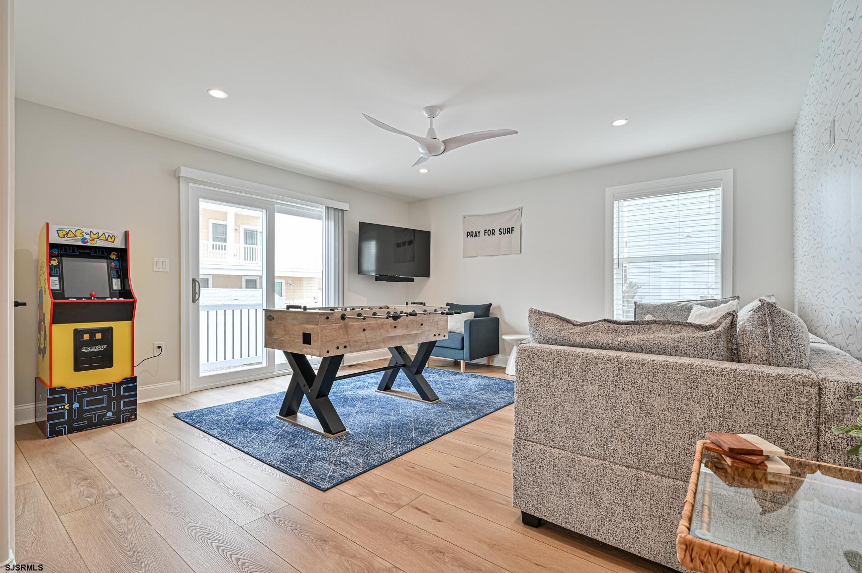 Brigantine, New Jersey, 08203, United States, 6 Bedrooms Bedrooms, ,4 BathroomsBathrooms,Residential,Active,1703491