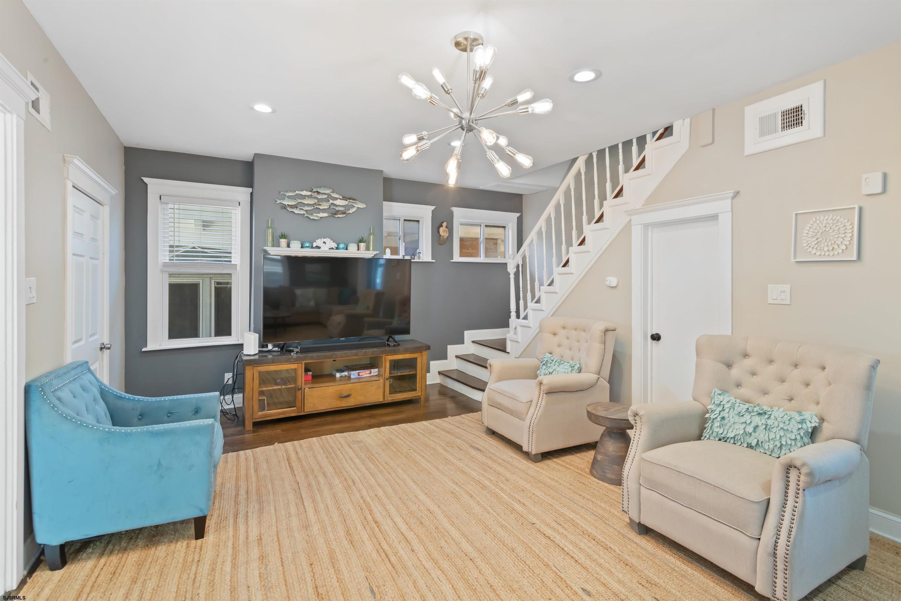Ventnor, New Jersey, 08406, United States, 6 Bedrooms Bedrooms, ,3 BathroomsBathrooms,Residential,Active,2043852