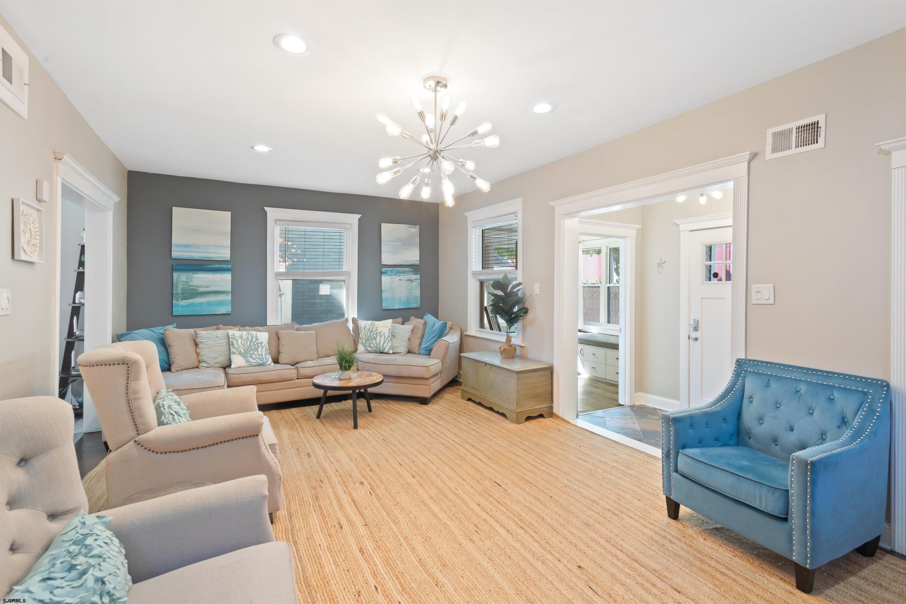 Ventnor, New Jersey, 08406, United States, 6 Bedrooms Bedrooms, ,3 BathroomsBathrooms,Residential,Active,2043852