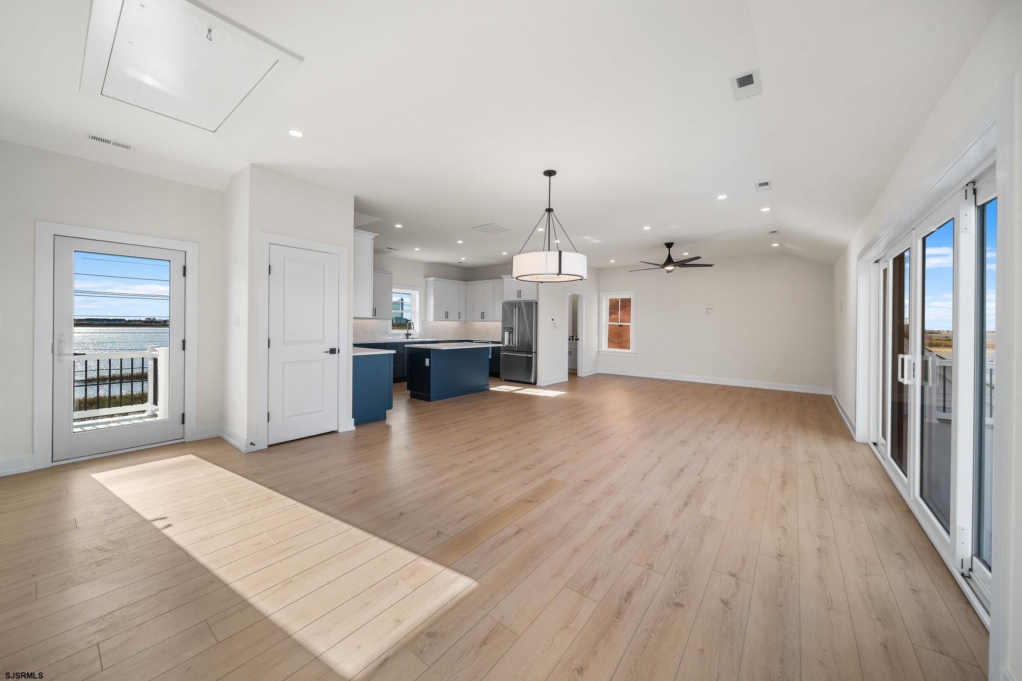 Brigantine, New Jersey, 08203, United States, 4 Bedrooms Bedrooms, ,4 BathroomsBathrooms,Residential,Active,1849192