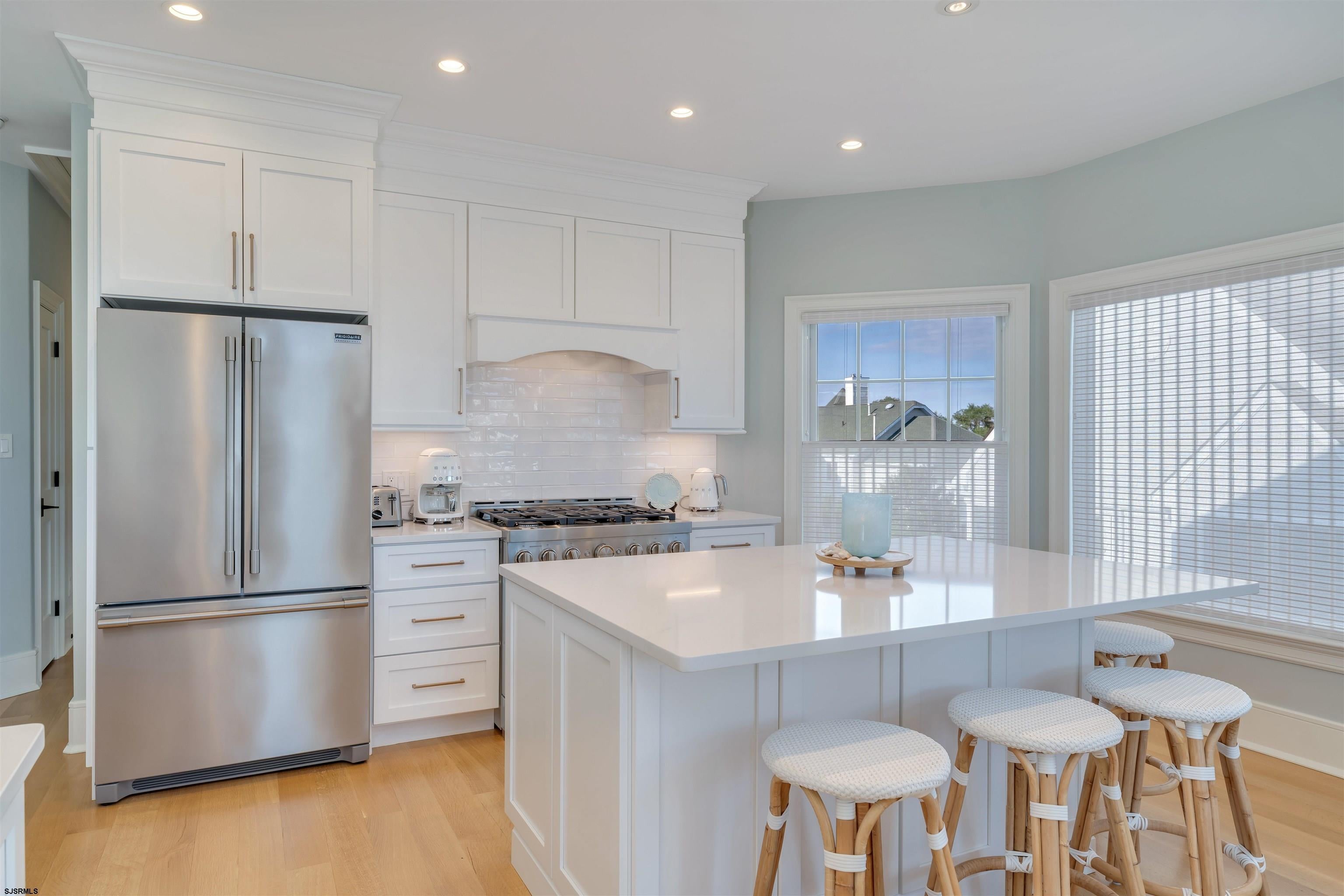 Cape May, New Jersey, 08204, United States, 5 Bedrooms Bedrooms, ,5 BathroomsBathrooms,Residential,Active,1993648