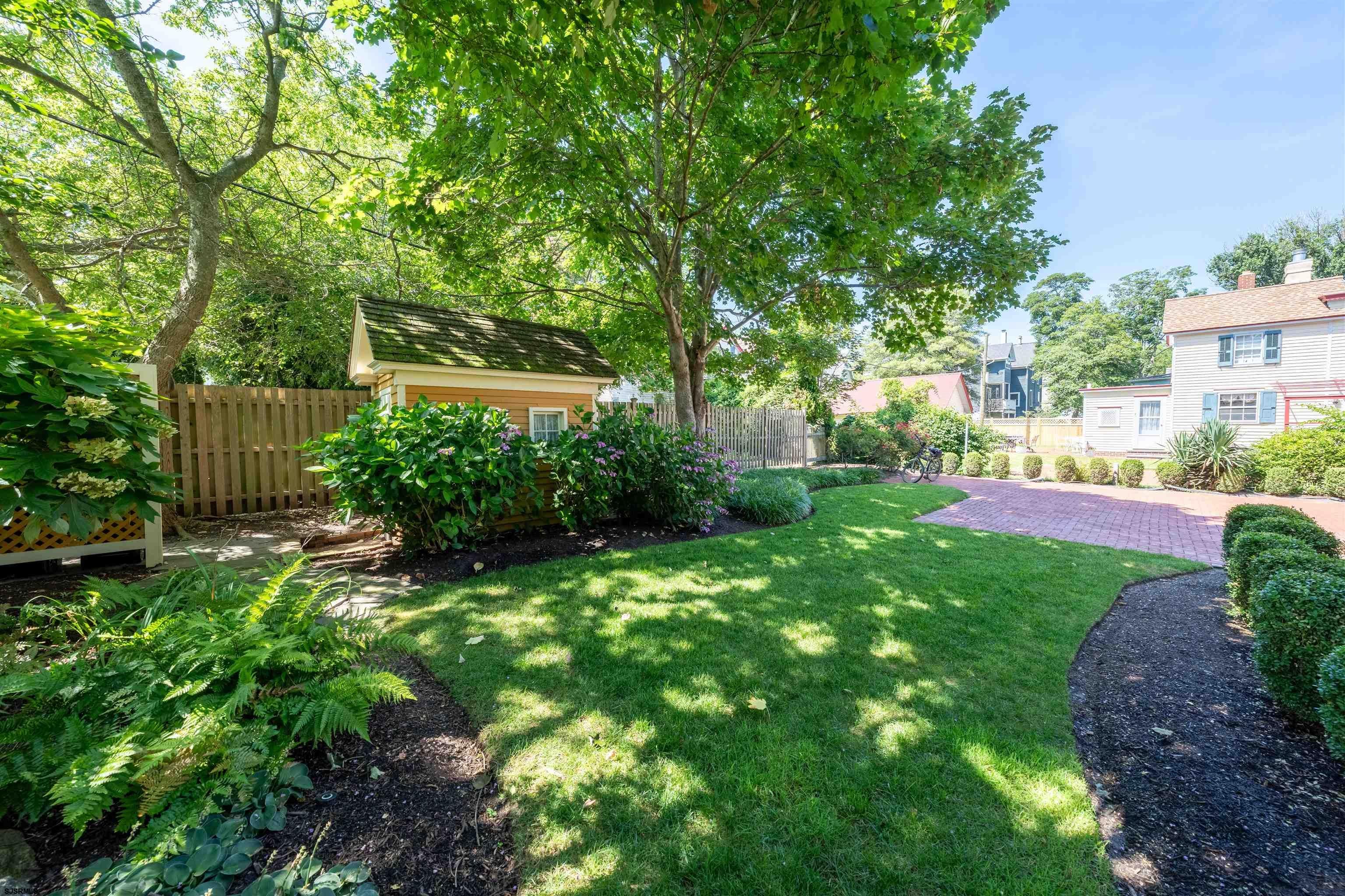 Cape May, New Jersey, 08204, United States, 4 Bedrooms Bedrooms, ,4 BathroomsBathrooms,Residential,Active,1993642