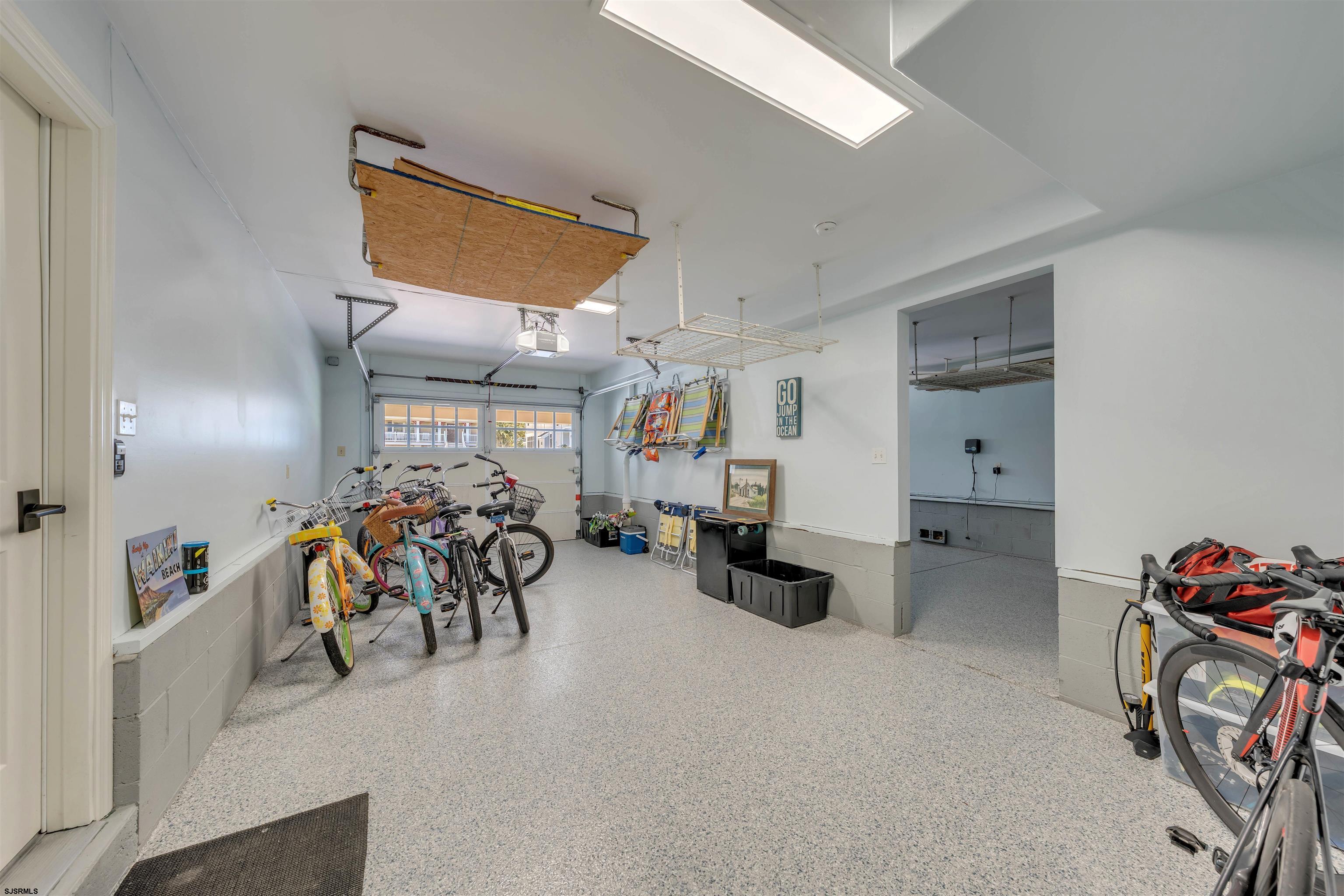 Cape May, New Jersey, 08204, United States, 5 Bedrooms Bedrooms, ,5 BathroomsBathrooms,Residential,Active,1993648