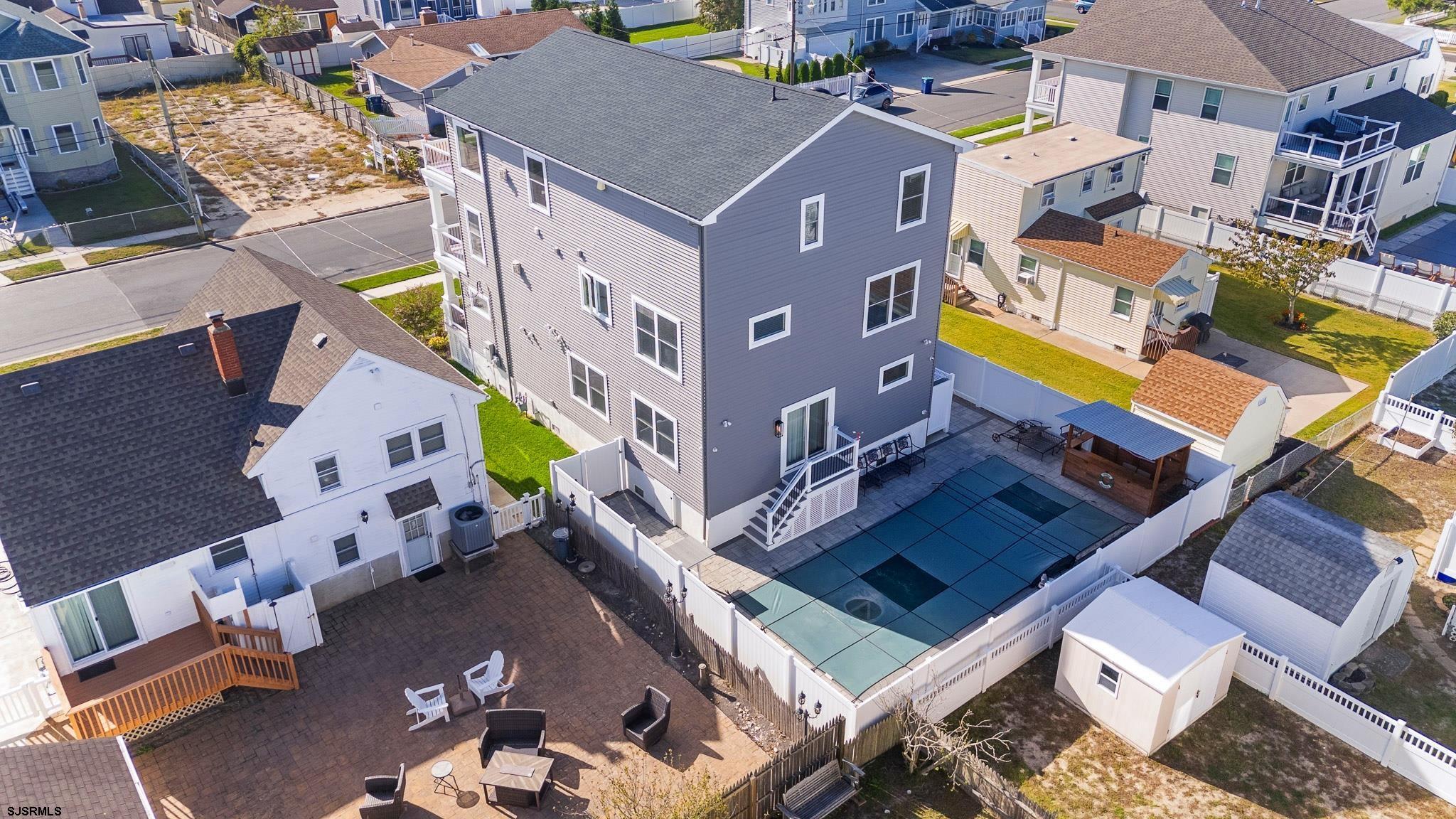 Brigantine, New Jersey, 08203, United States, 6 Bedrooms Bedrooms, ,4 BathroomsBathrooms,Residential,Active,1960121