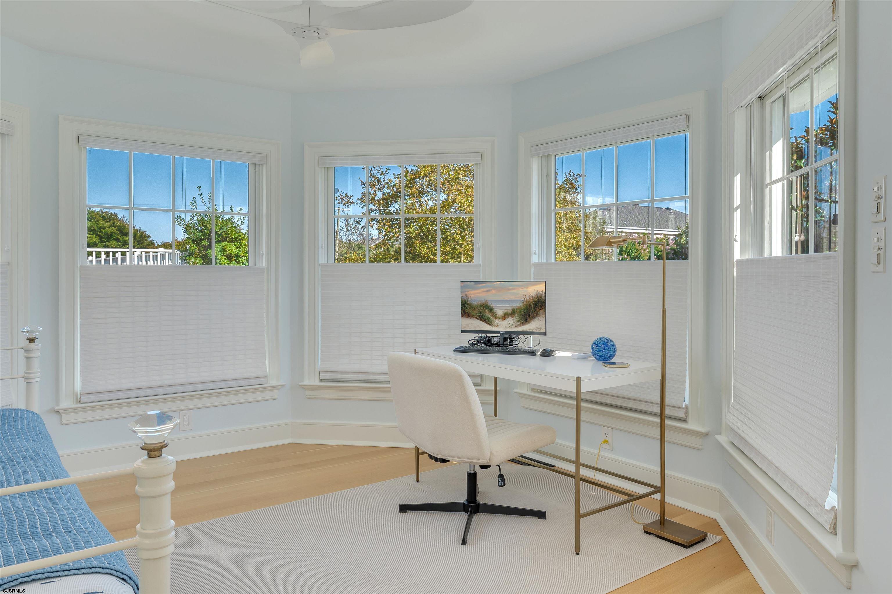 Cape May, New Jersey, 08204, United States, 5 Bedrooms Bedrooms, ,5 BathroomsBathrooms,Residential,Active,1993648