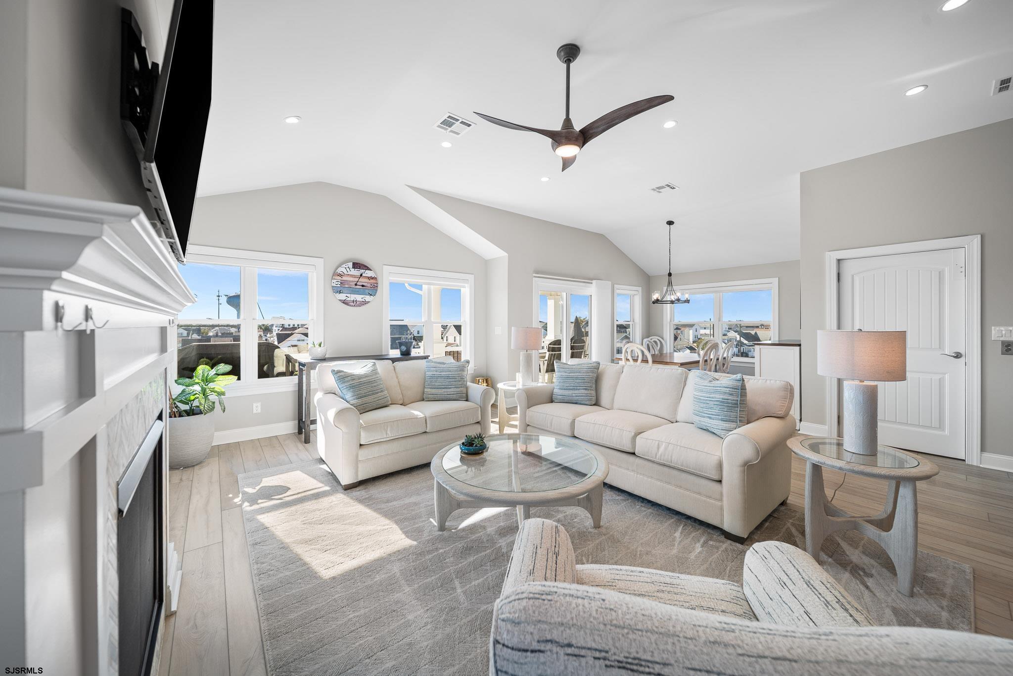 Brigantine, New Jersey, 08203, United States, 6 Bedrooms Bedrooms, ,4 BathroomsBathrooms,Residential,Active,1960121