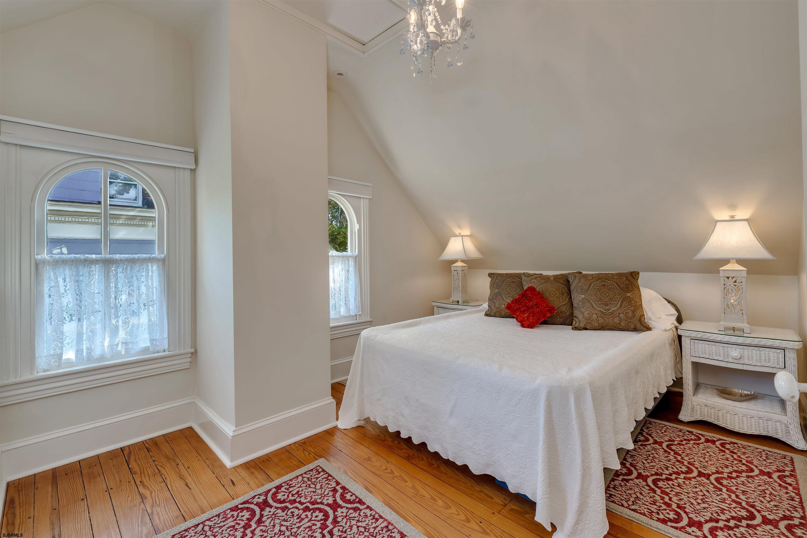 Cape May, New Jersey, 08204, United States, 4 Bedrooms Bedrooms, ,4 BathroomsBathrooms,Residential,Active,1993642