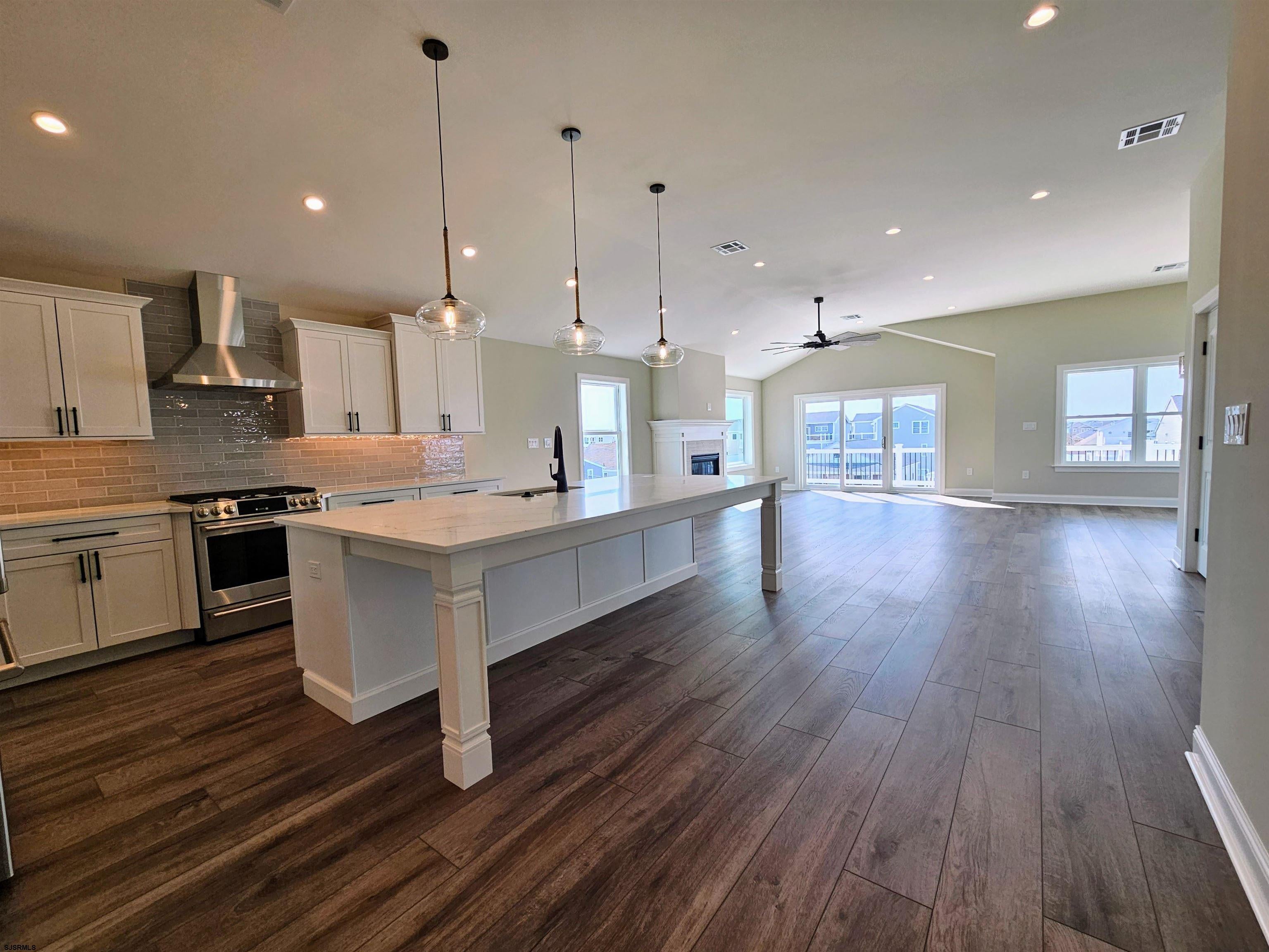 Brigantine, New Jersey, 08203, United States, 6 Bedrooms Bedrooms, ,4 BathroomsBathrooms,Residential,Active,1800151