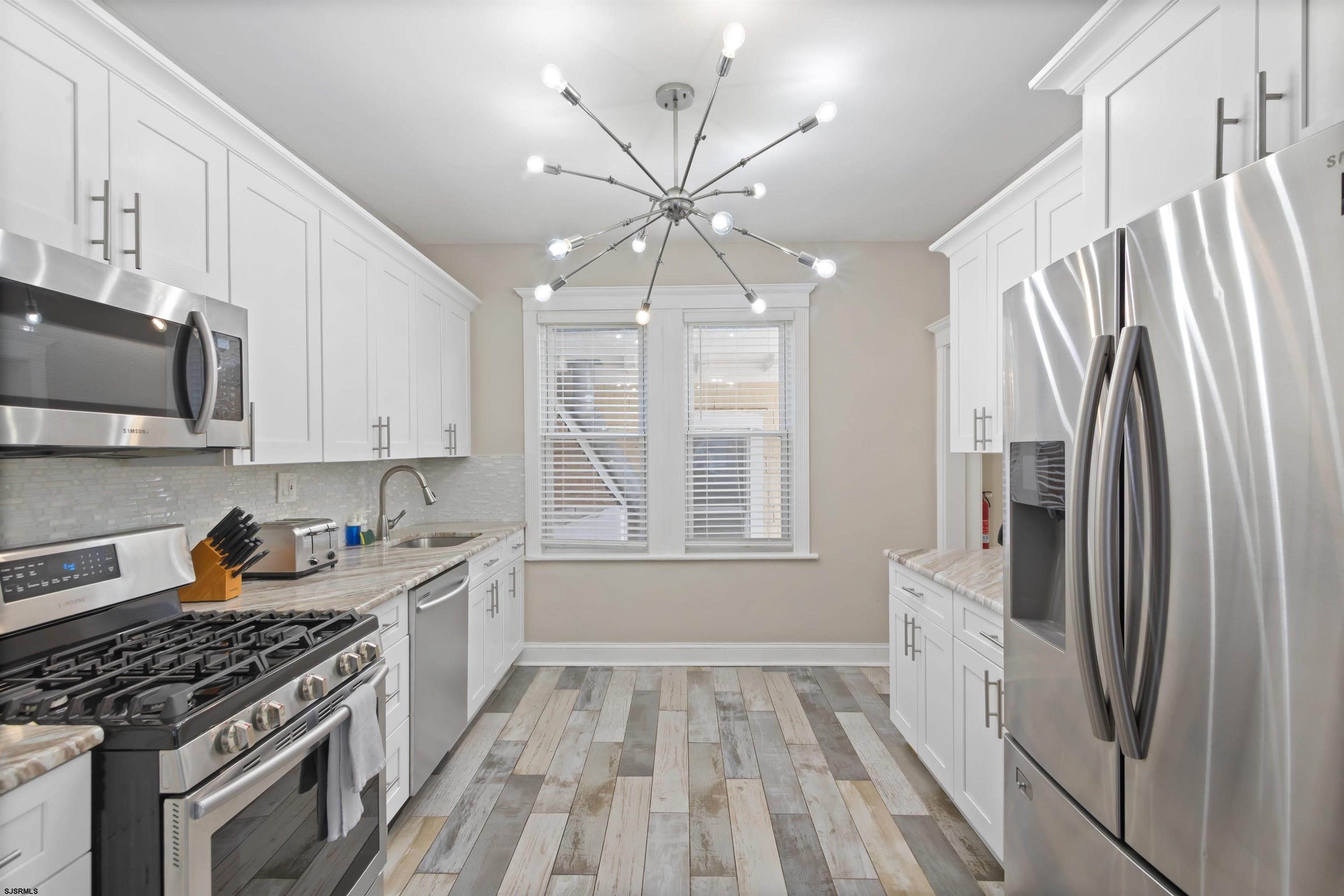 Ventnor, New Jersey, 08406, United States, 6 Bedrooms Bedrooms, ,3 BathroomsBathrooms,Residential,Active,2043852