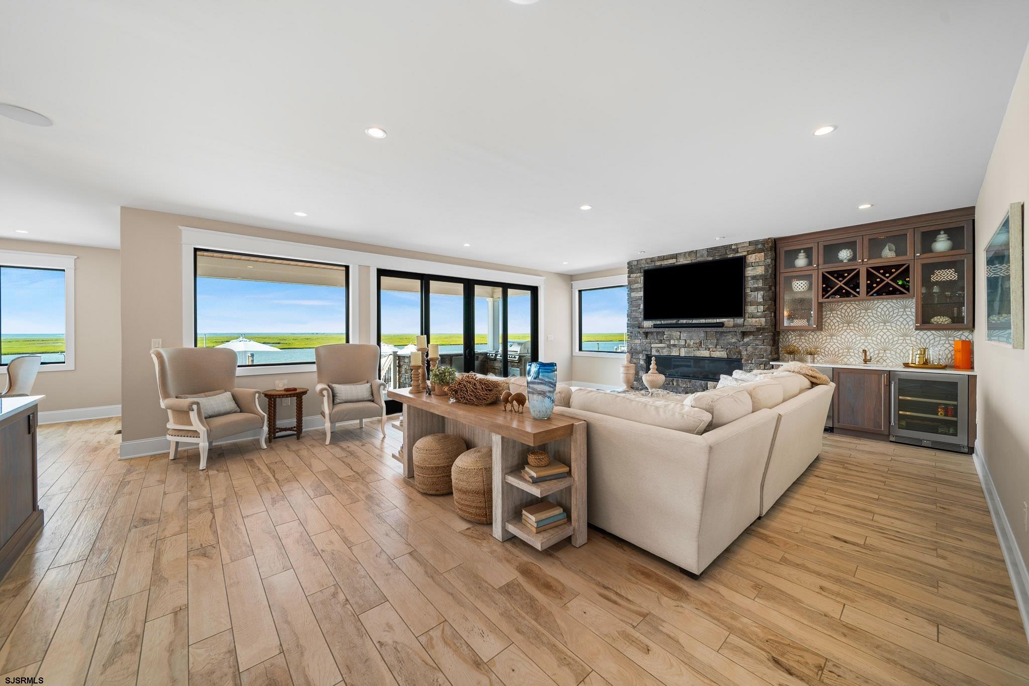 Brigantine, New Jersey, 08203, United States, 6 Bedrooms Bedrooms, ,8 BathroomsBathrooms,Residential,Active,1914806