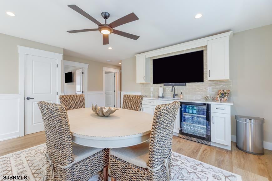 Brigantine, New Jersey, 08203, United States, 6 Bedrooms Bedrooms, ,4 BathroomsBathrooms,Residential,Active,1969648