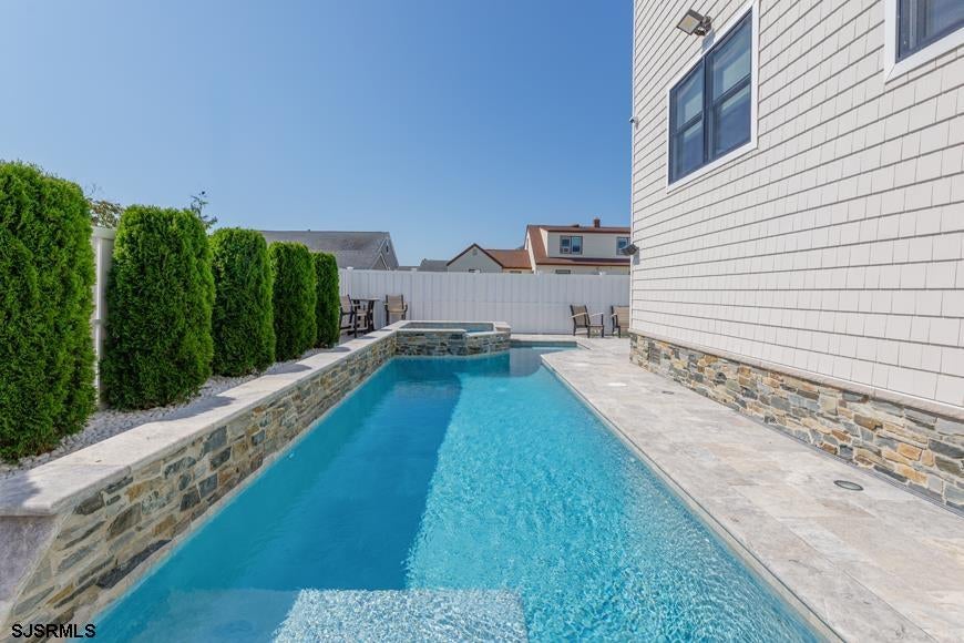 Brigantine, New Jersey, 08203, United States, 6 Bedrooms Bedrooms, ,4 BathroomsBathrooms,Residential,Active,1969648