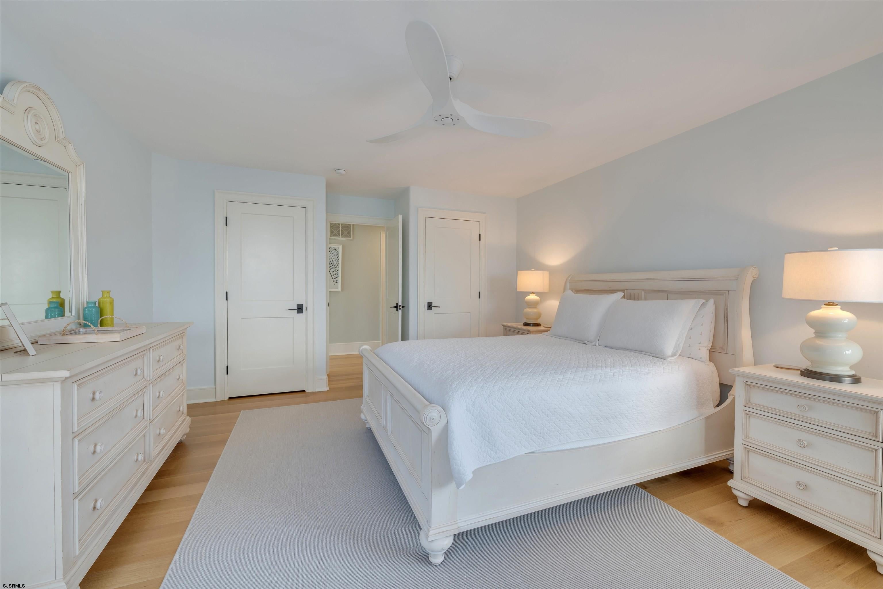 Cape May, New Jersey, 08204, United States, 5 Bedrooms Bedrooms, ,5 BathroomsBathrooms,Residential,Active,1993648