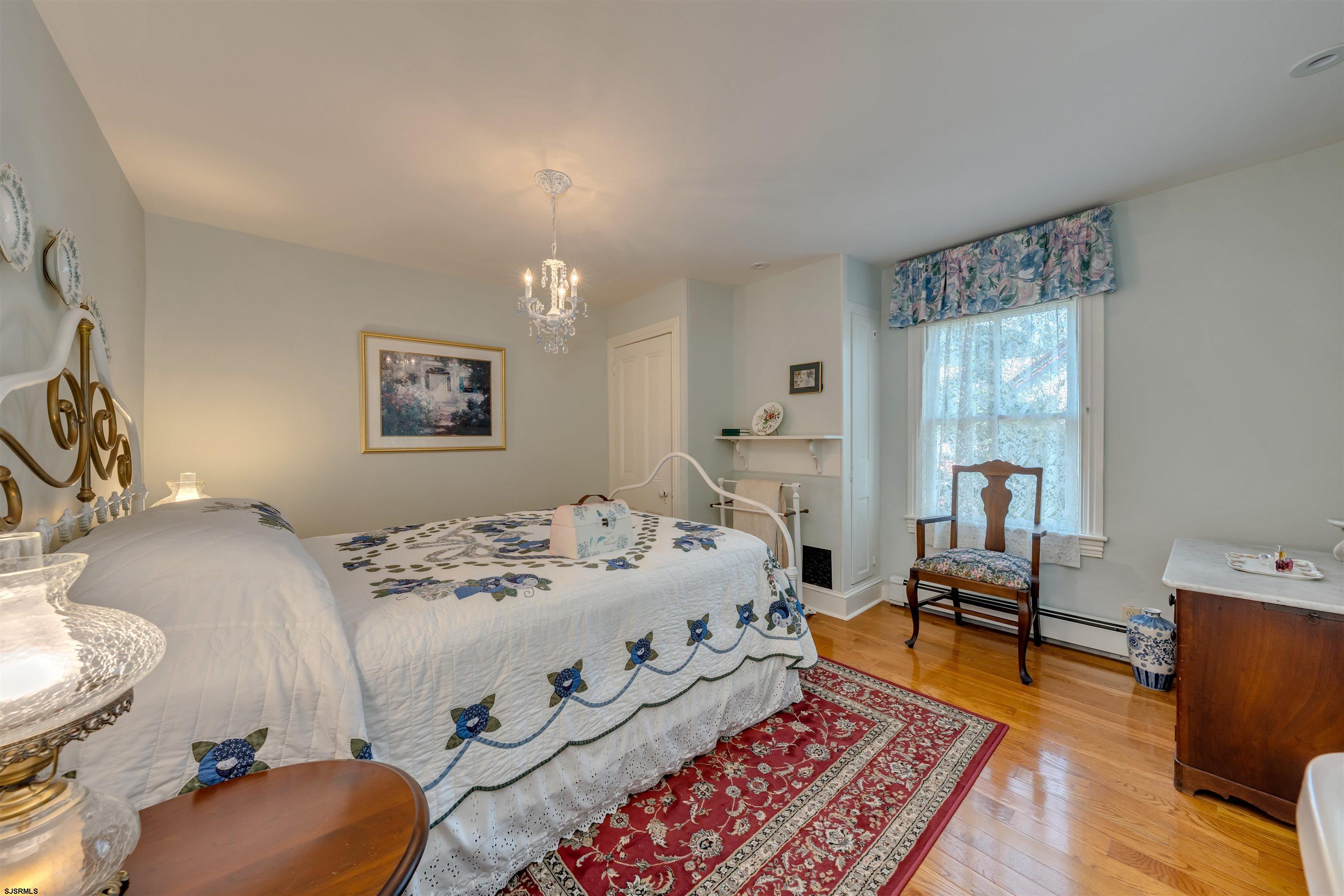 Cape May, New Jersey, 08204, United States, 4 Bedrooms Bedrooms, ,4 BathroomsBathrooms,Residential,Active,1993642