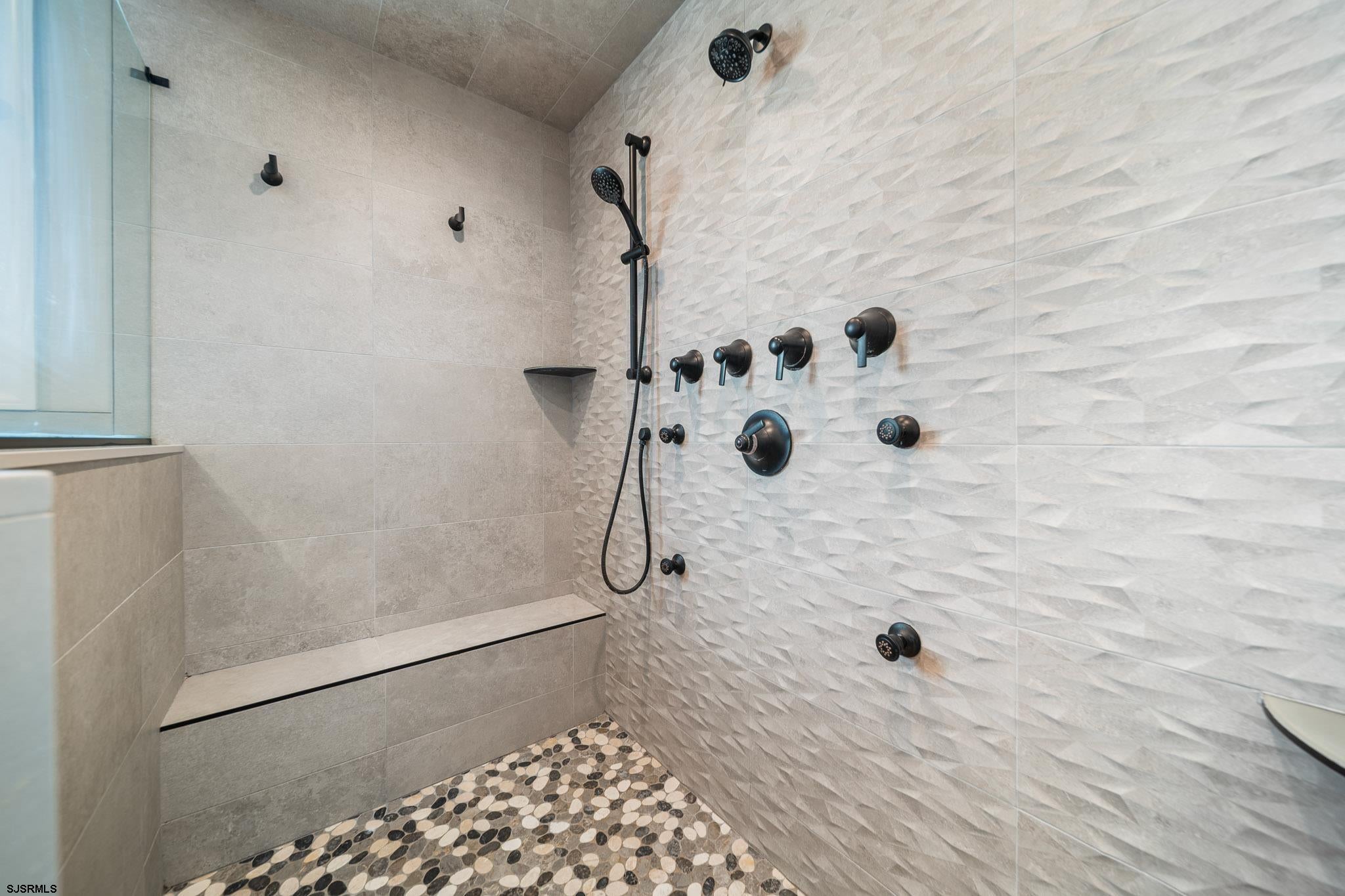 Brigantine, New Jersey, 08203, United States, 6 Bedrooms Bedrooms, ,4 BathroomsBathrooms,Residential,Active,1960121