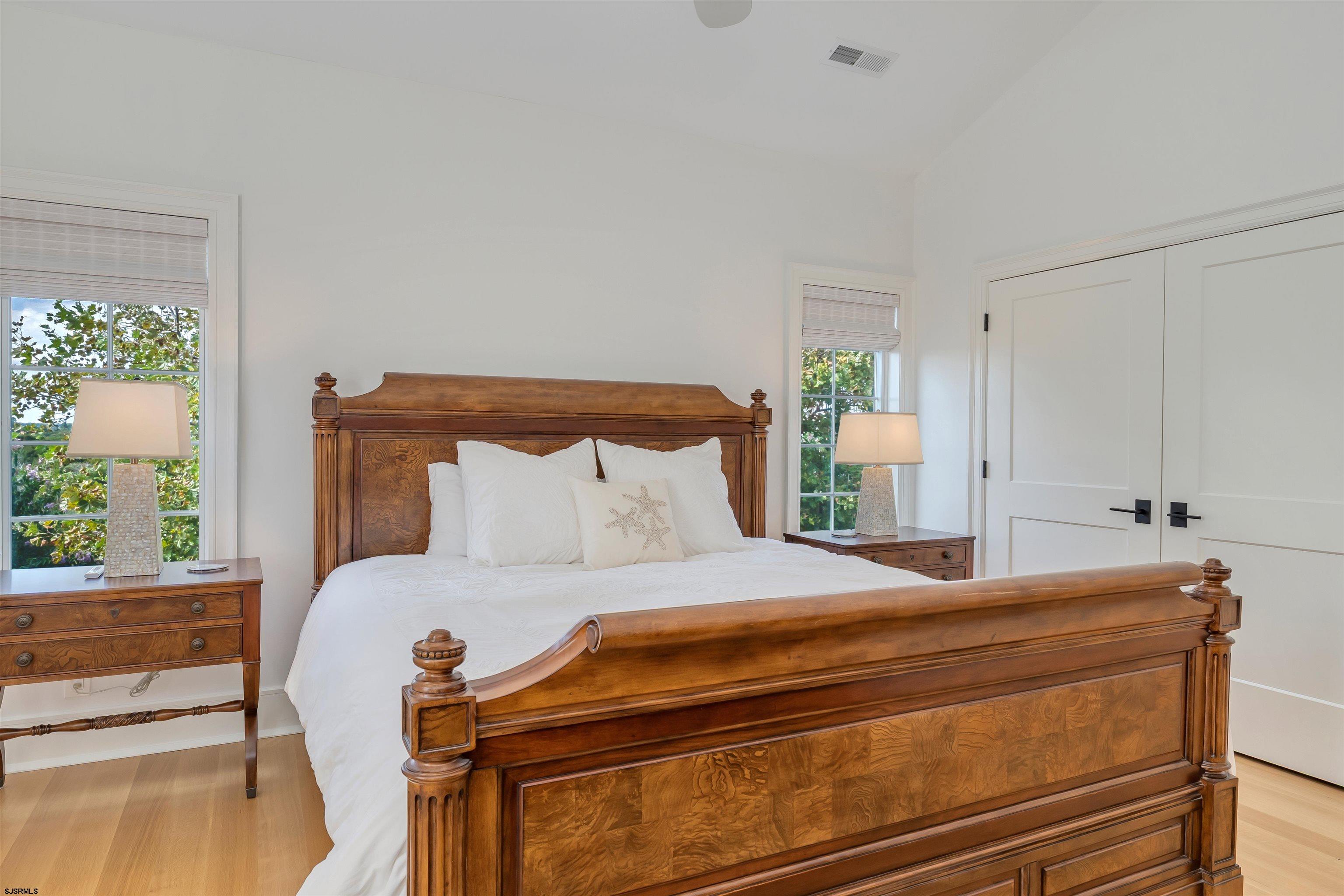 Cape May, New Jersey, 08204, United States, 5 Bedrooms Bedrooms, ,5 BathroomsBathrooms,Residential,Active,1993648