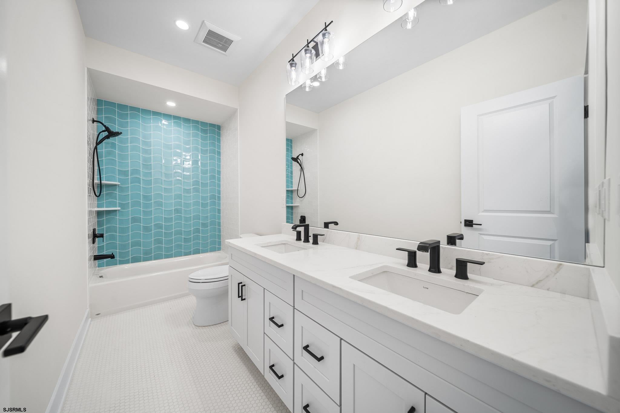 Brigantine, New Jersey, 08203, United States, 4 Bedrooms Bedrooms, ,4 BathroomsBathrooms,Residential,Active,1849192