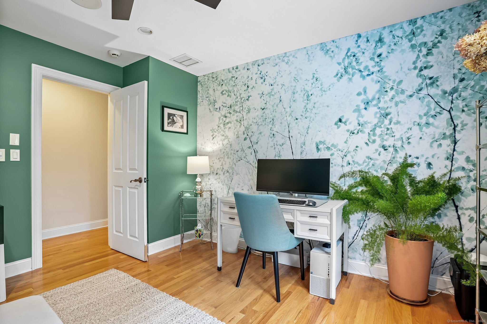 Woodbridge, Connecticut, 06525, United States, 4 Bedrooms Bedrooms, ,5 BathroomsBathrooms,Residential,Active,1849525