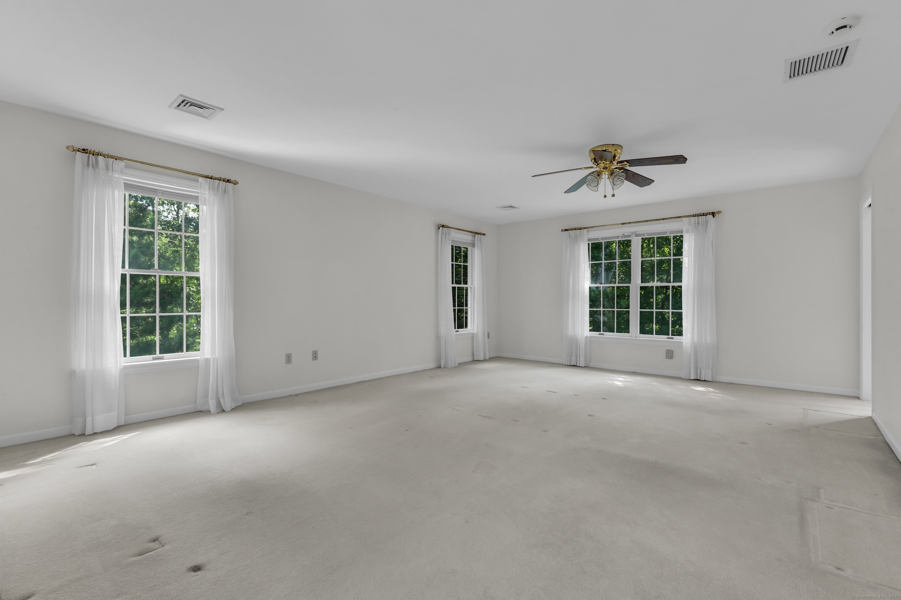 Old Lyme, Connecticut, 06371, United States, 3 Bedrooms Bedrooms, ,5 BathroomsBathrooms,Residential,Active,1944260