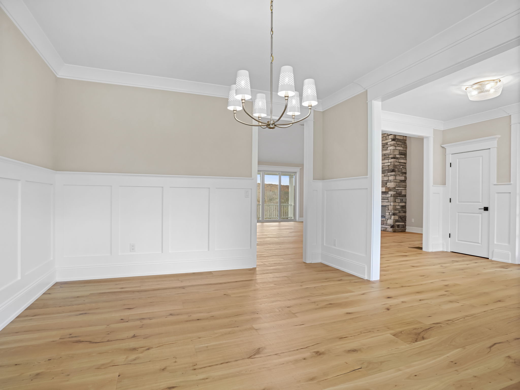 Southbury, Connecticut, 06488, United States, 4 Bedrooms Bedrooms, ,4 BathroomsBathrooms,Residential,Active,1988444