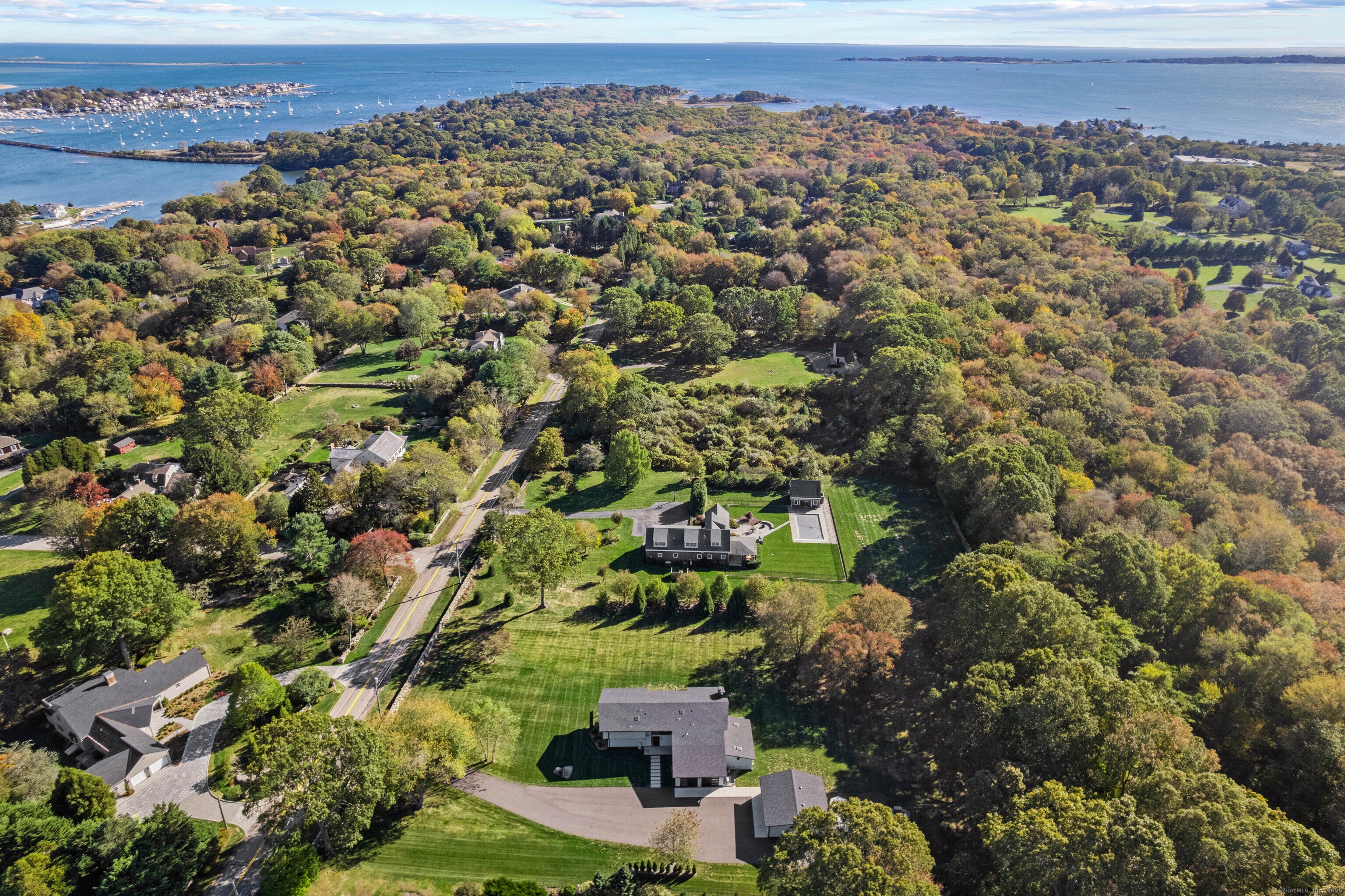 Stonington, Connecticut, 06378, United States, 3 Bedrooms Bedrooms, ,4 BathroomsBathrooms,Residential,Active,1967287
