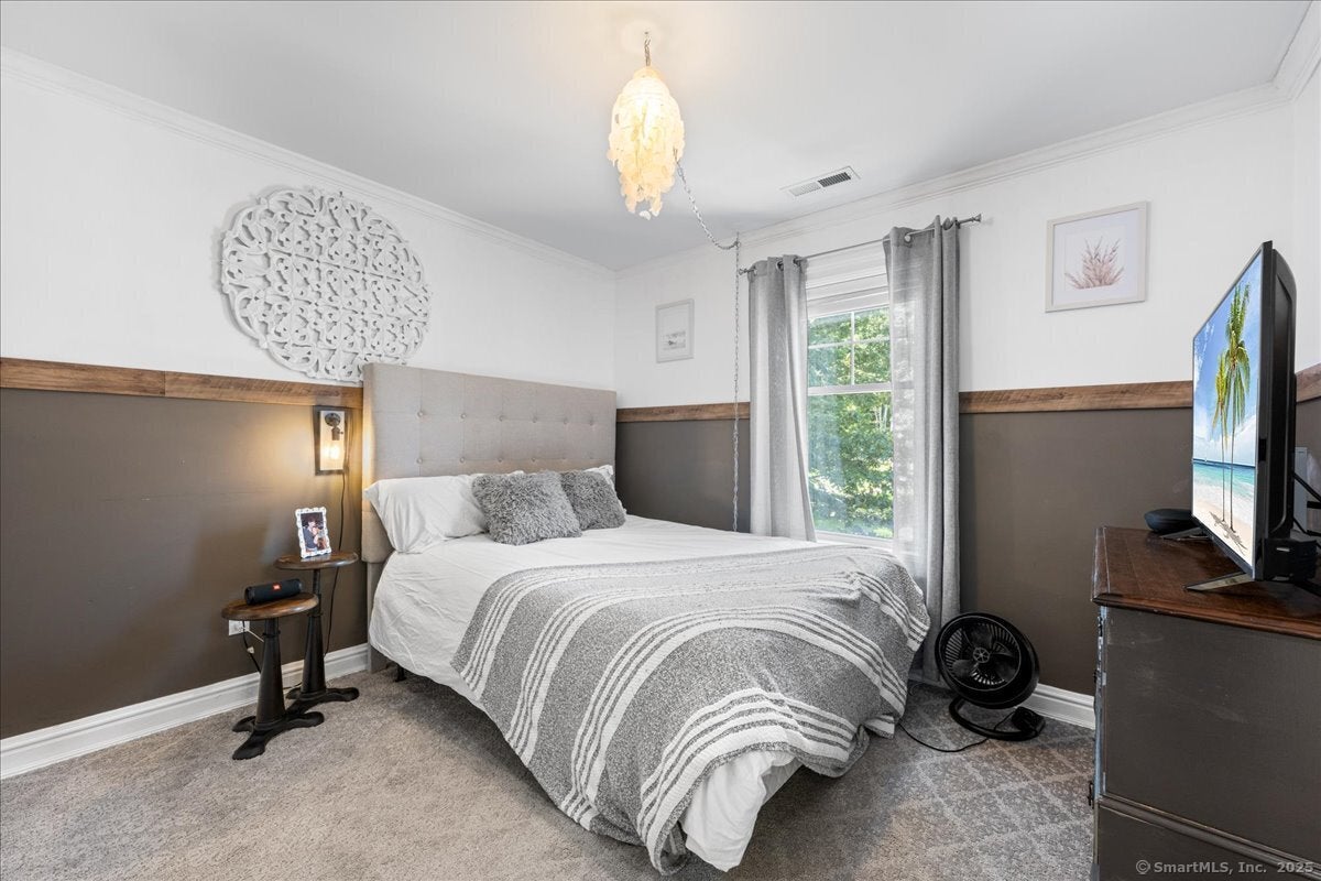 Clinton, Connecticut, 06413, United States, 5 Bedrooms Bedrooms, ,4 BathroomsBathrooms,Residential,Active,1936123