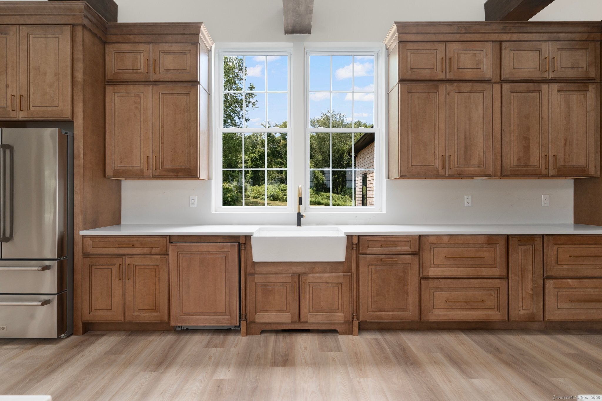 Pomfret, Connecticut, 06259, United States, 4 Bedrooms Bedrooms, ,6 BathroomsBathrooms,Residential,Active,1880189