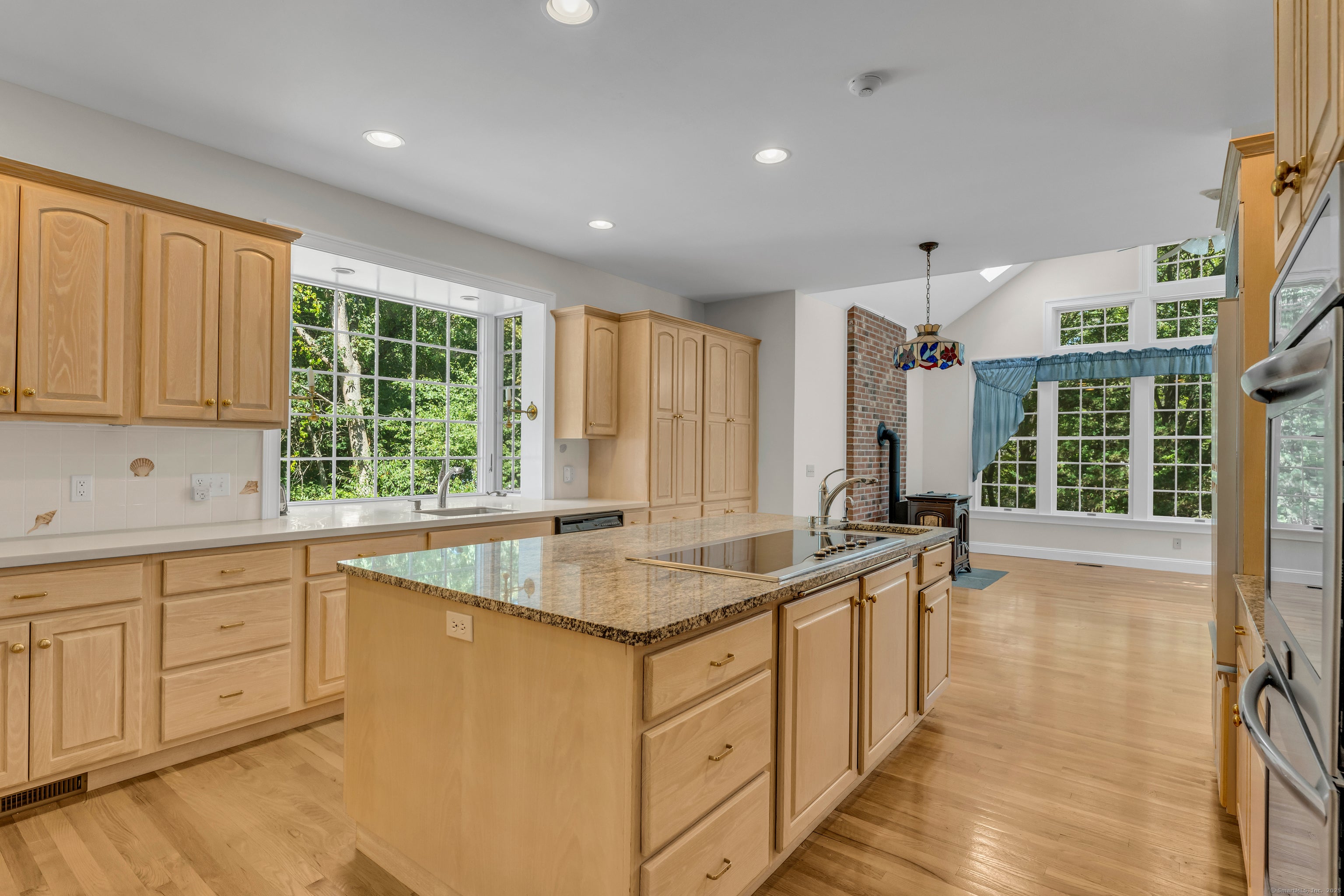 Old Lyme, Connecticut, 06371, United States, 3 Bedrooms Bedrooms, ,5 BathroomsBathrooms,Residential,Active,1944260