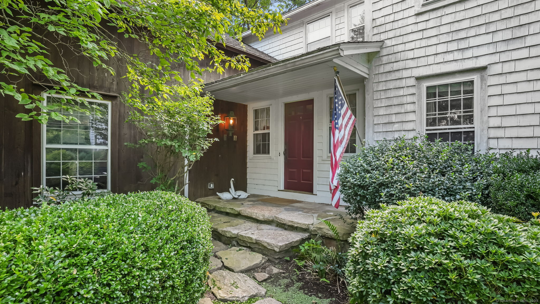 Trumbull, Connecticut, 06611, United States, 6 Bedrooms Bedrooms, ,6 BathroomsBathrooms,Residential,Active,1922320