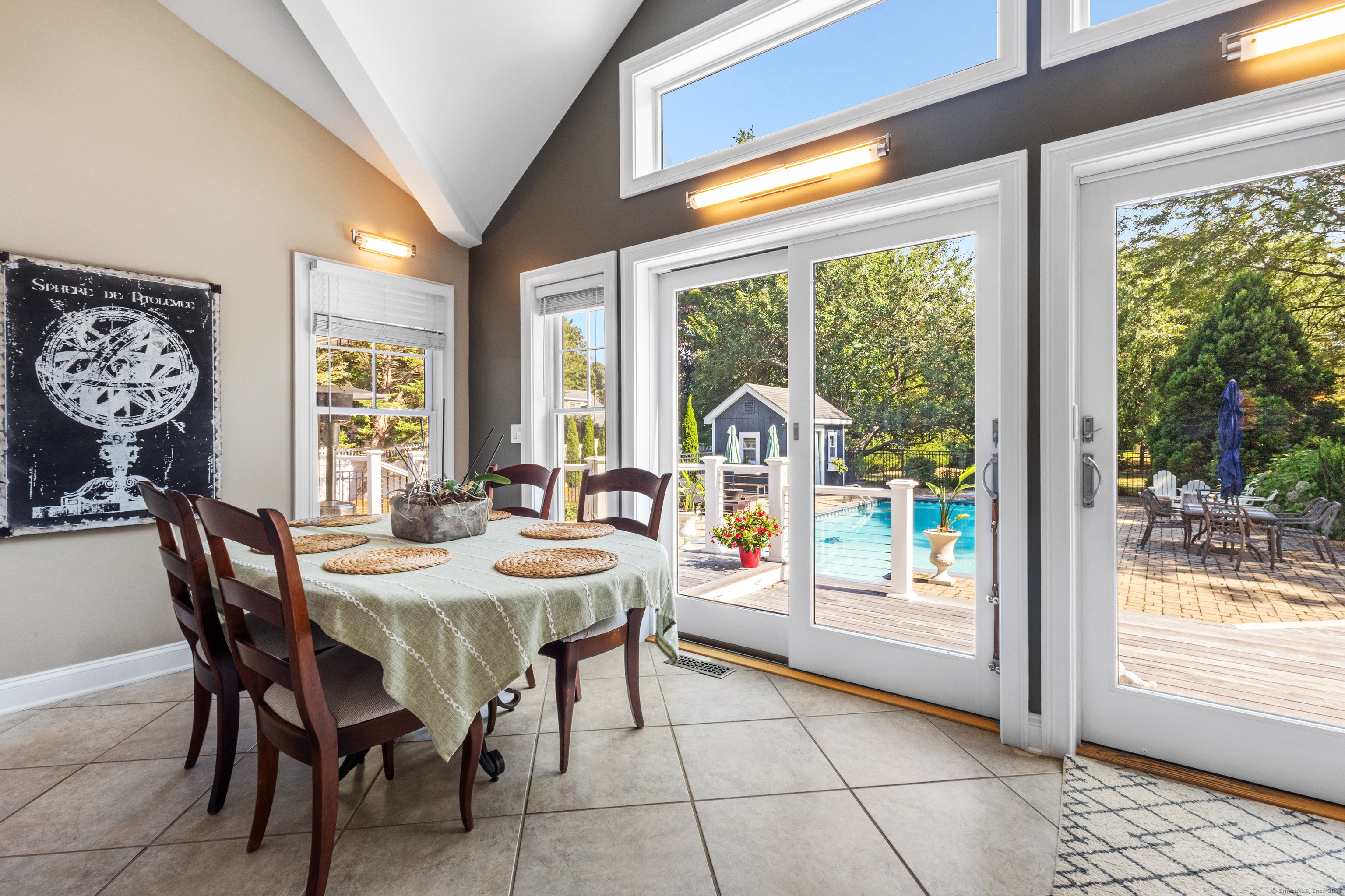 Waterford, Connecticut, 06385, United States, 4 Bedrooms Bedrooms, ,6 BathroomsBathrooms,Residential,Active,1963254