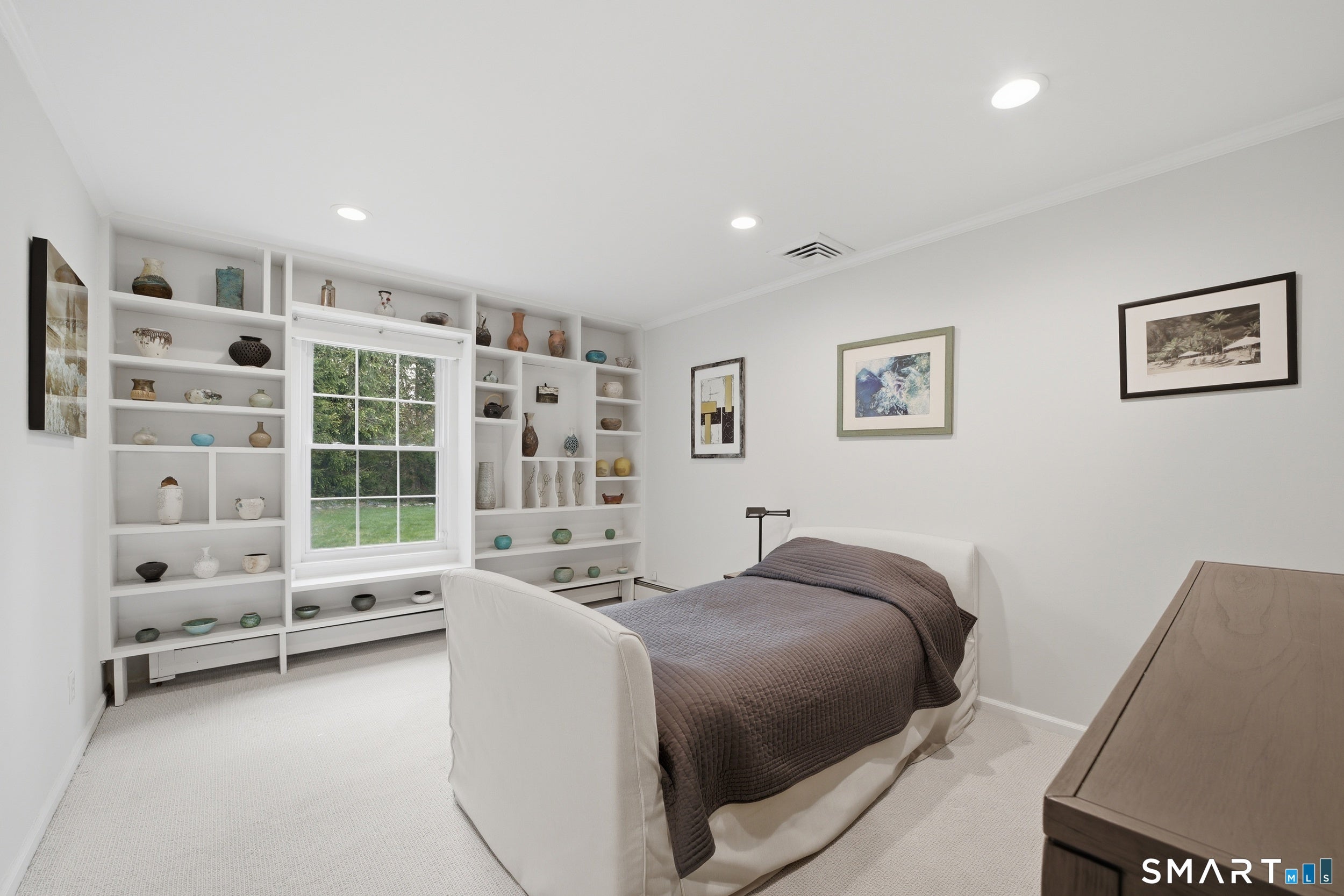 Stamford, Connecticut, 06902, United States, 4 Bedrooms Bedrooms, ,4 BathroomsBathrooms,Residential,Active,2042685