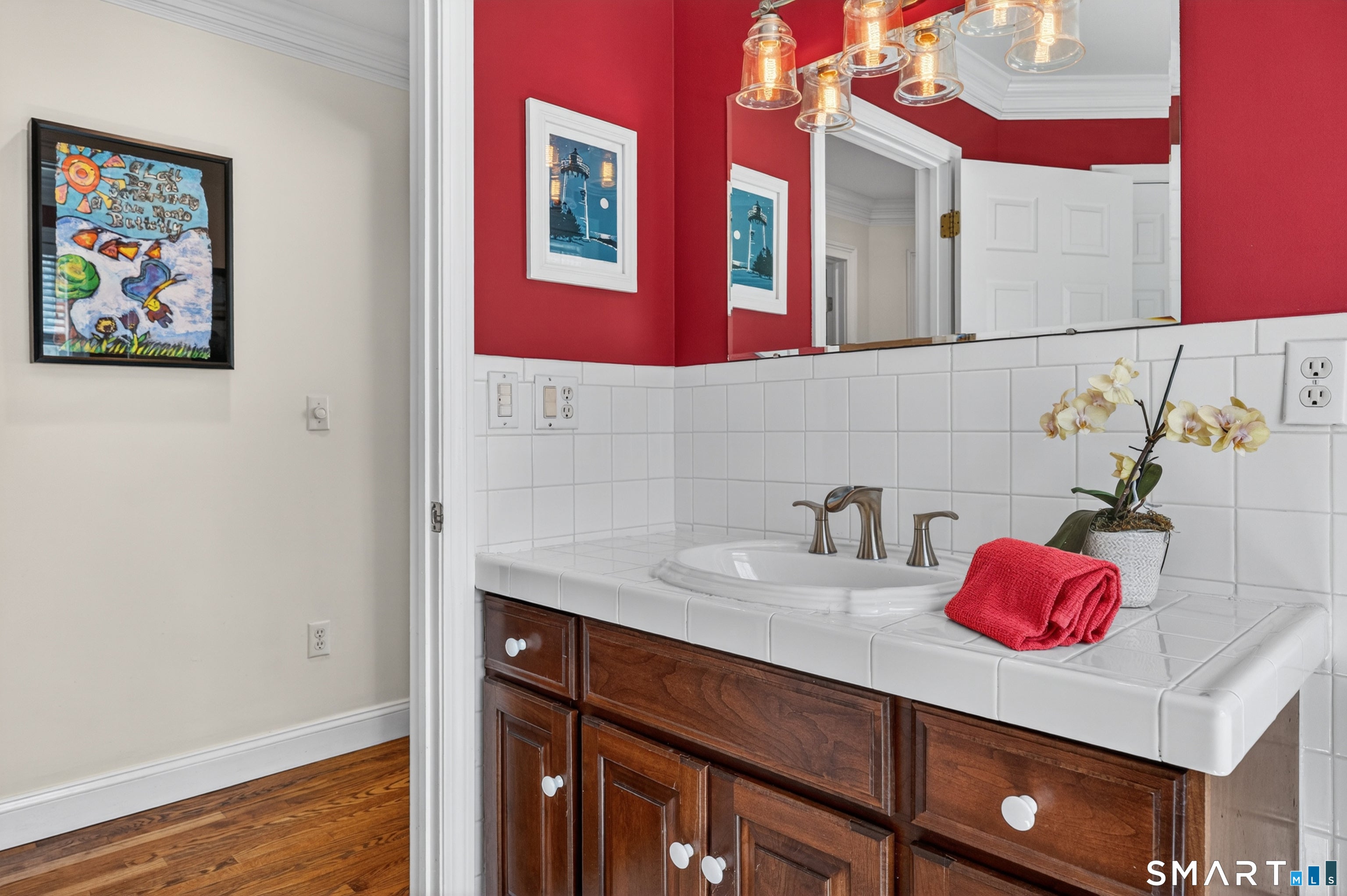 Waterford, Connecticut, 06385, United States, 3 Bedrooms Bedrooms, ,3 BathroomsBathrooms,Residential,Active,2043434