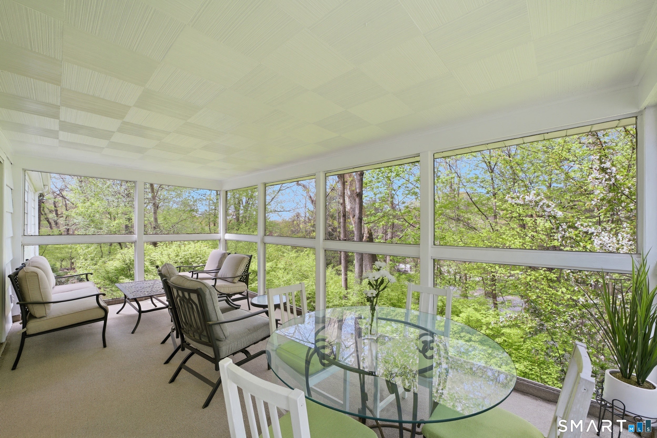 Stamford, Connecticut, 06902, United States, 4 Bedrooms Bedrooms, ,4 BathroomsBathrooms,Residential,Active,2042685