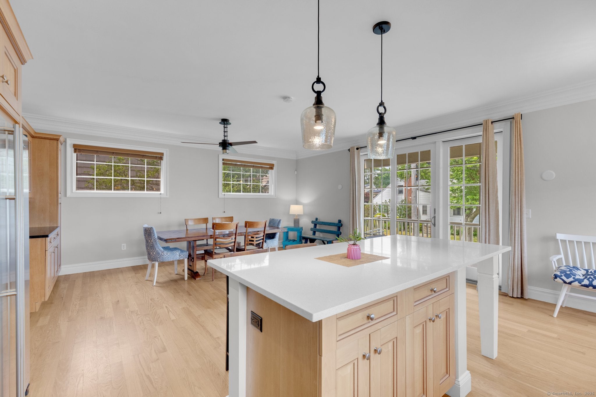 Milford, Connecticut, 06460, United States, 3 Bedrooms Bedrooms, ,4 BathroomsBathrooms,Residential,Active,1926887