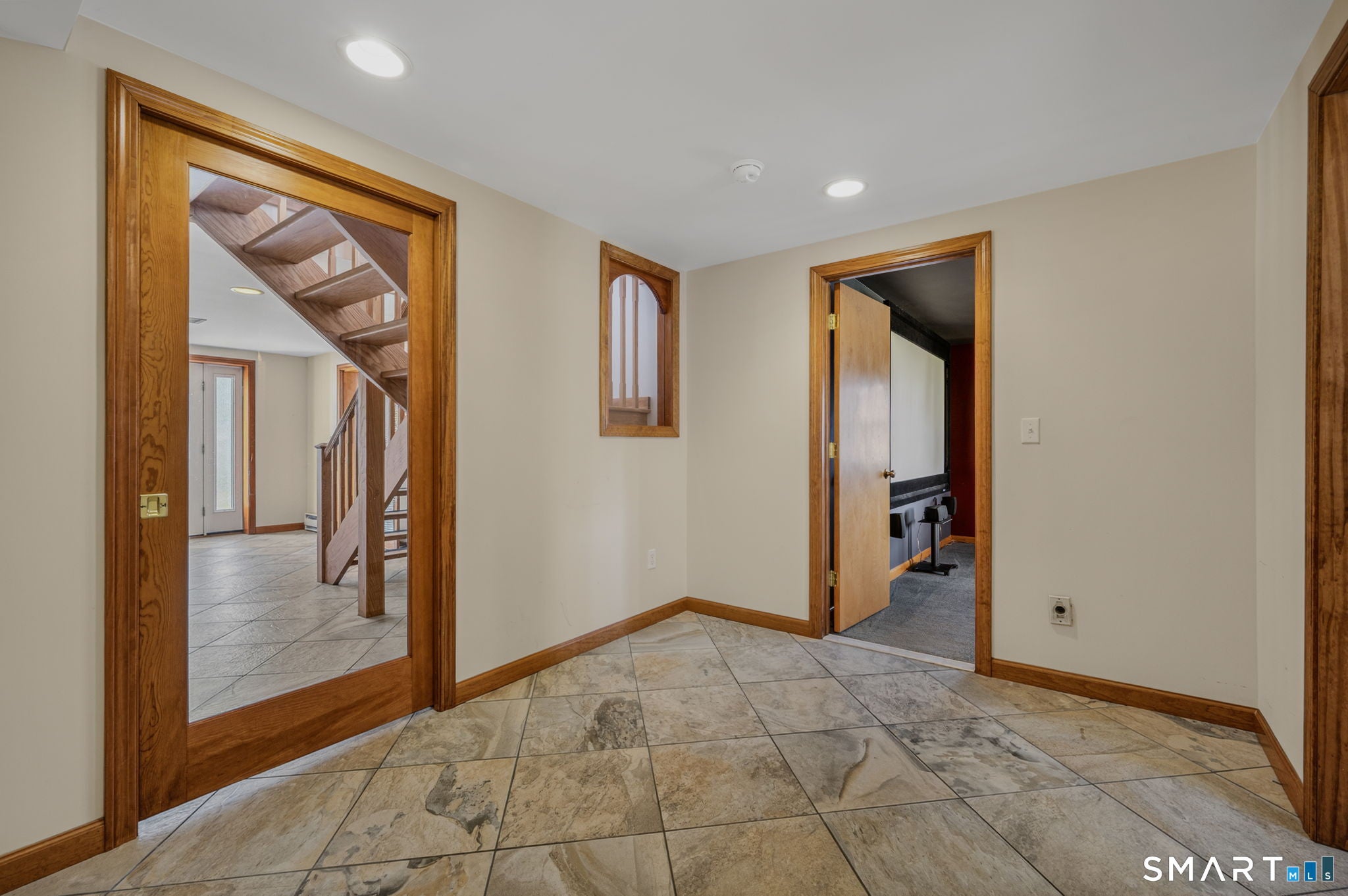 Waterford, Connecticut, 06385, United States, 4 Bedrooms Bedrooms, ,3 BathroomsBathrooms,Residential,Active,2045547