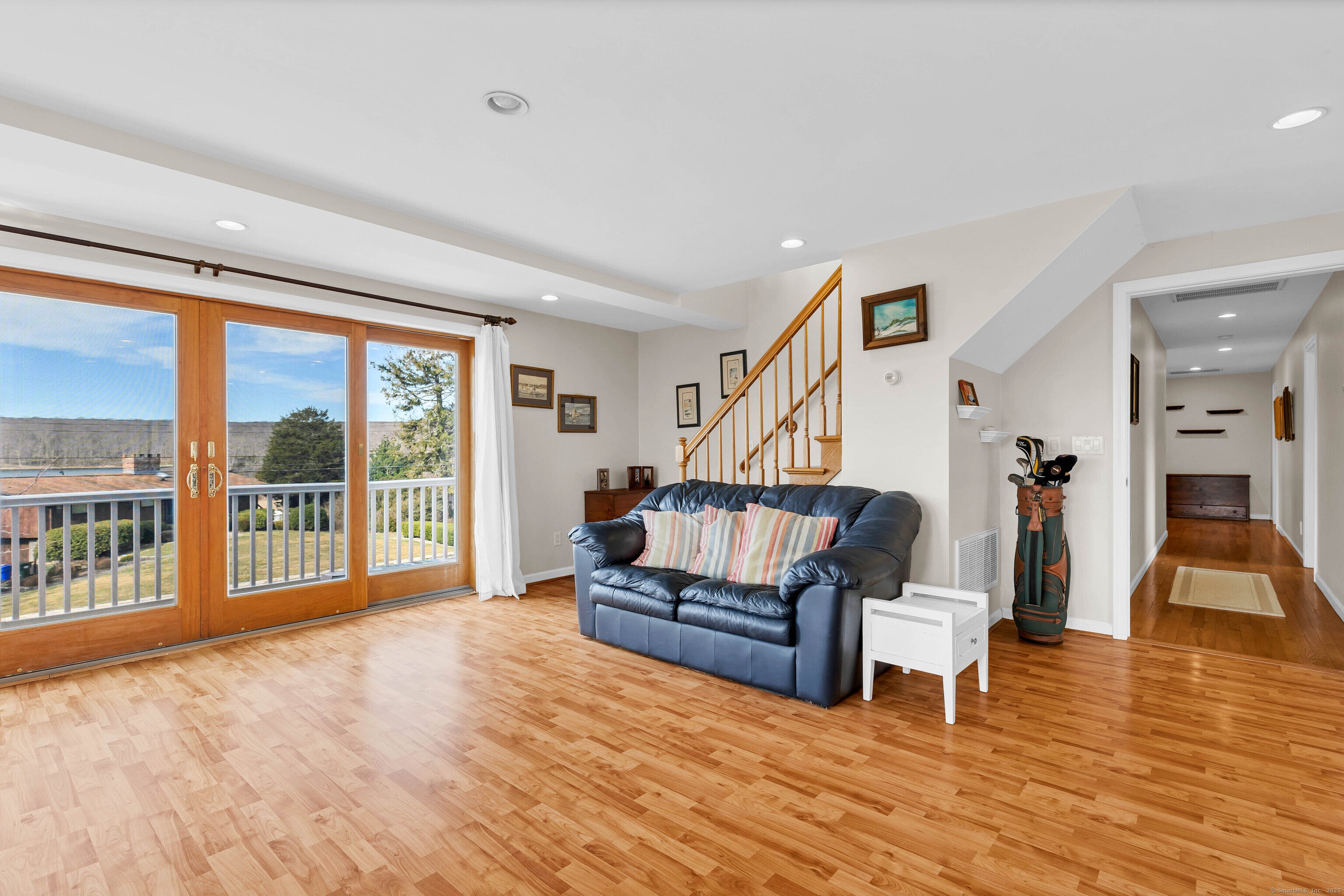 Groton, Connecticut, 06340, United States, 5 Bedrooms Bedrooms, ,5 BathroomsBathrooms,Residential,Active,1849560