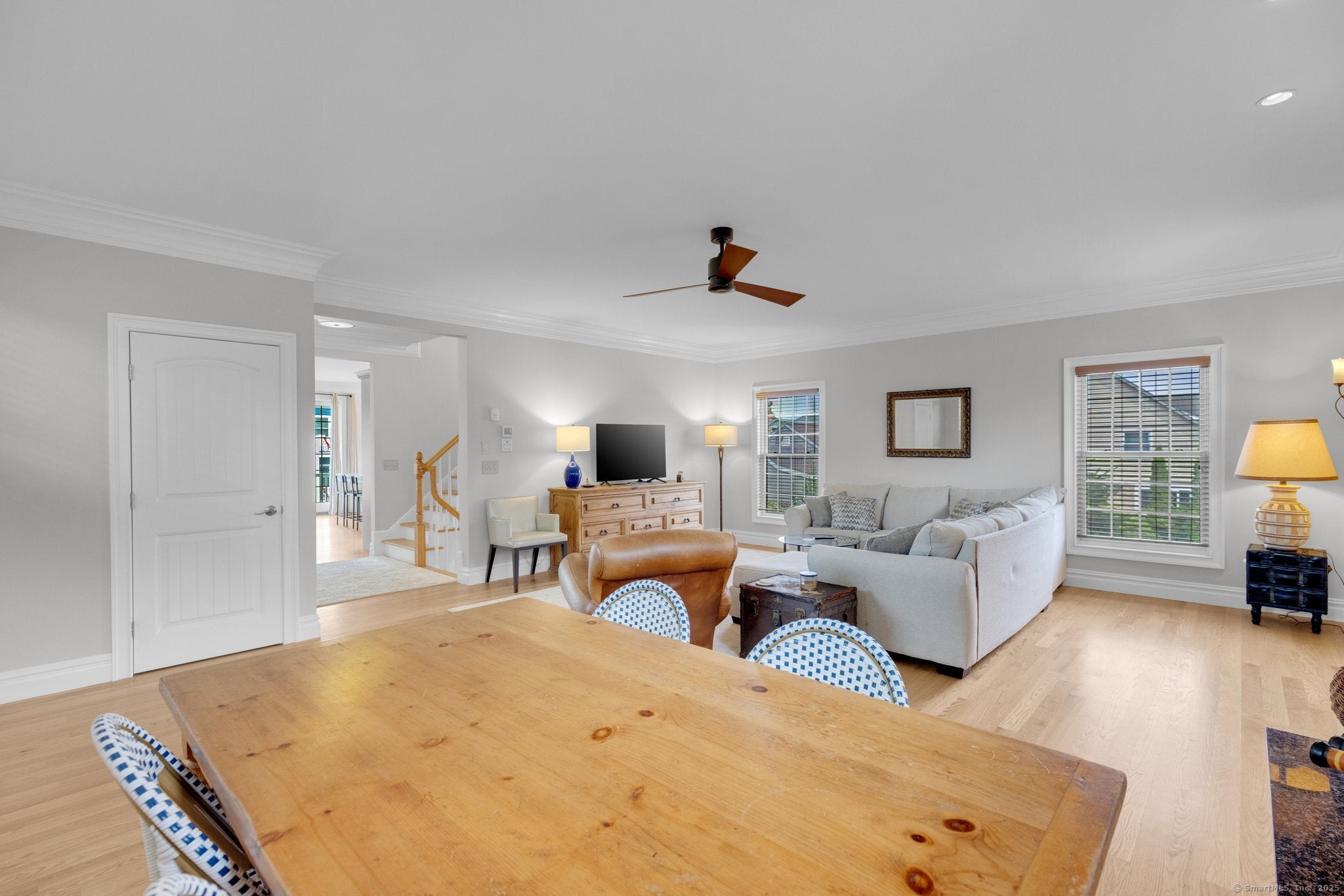 Milford, Connecticut, 06460, United States, 3 Bedrooms Bedrooms, ,4 BathroomsBathrooms,Residential,Active,1926887