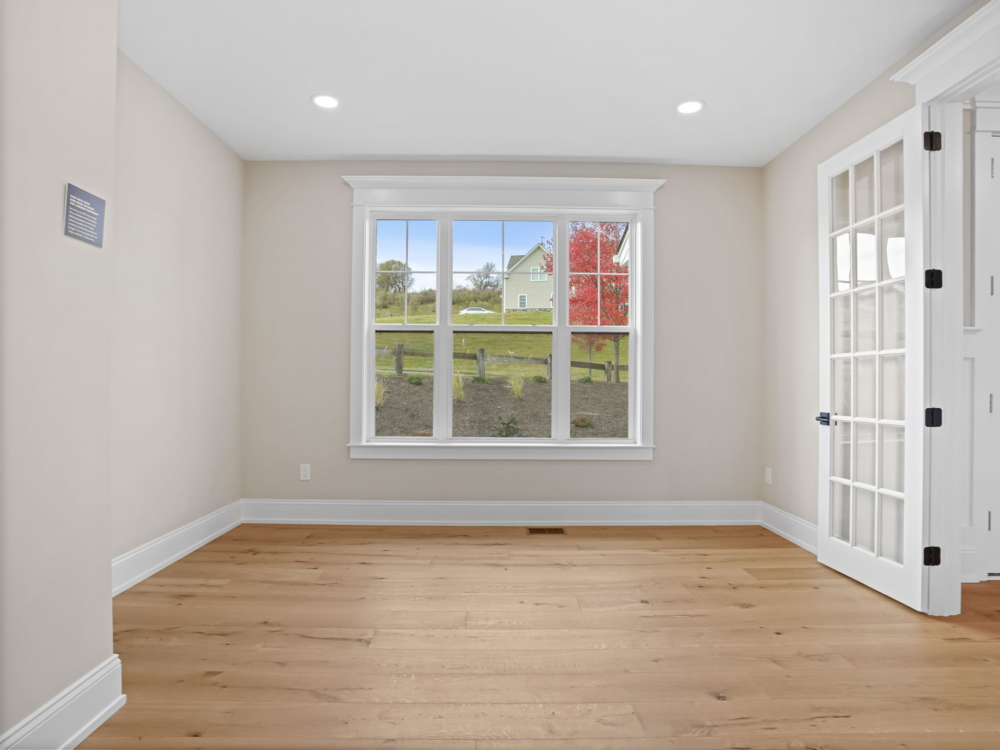 Southbury, Connecticut, 06488, United States, 4 Bedrooms Bedrooms, ,4 BathroomsBathrooms,Residential,Active,1988444