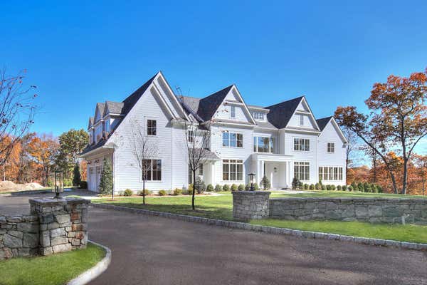 49 TOBYS LN, NEW CANAAN, CT 06840 - Image 1